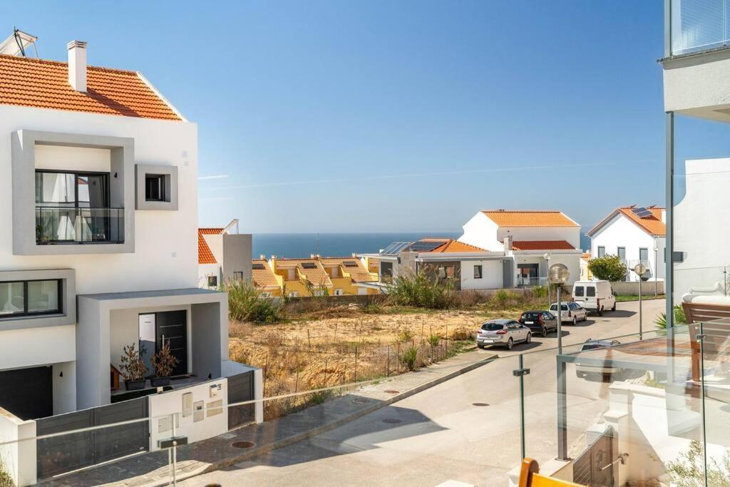 Villa Beach, Ocean View & Bright House *