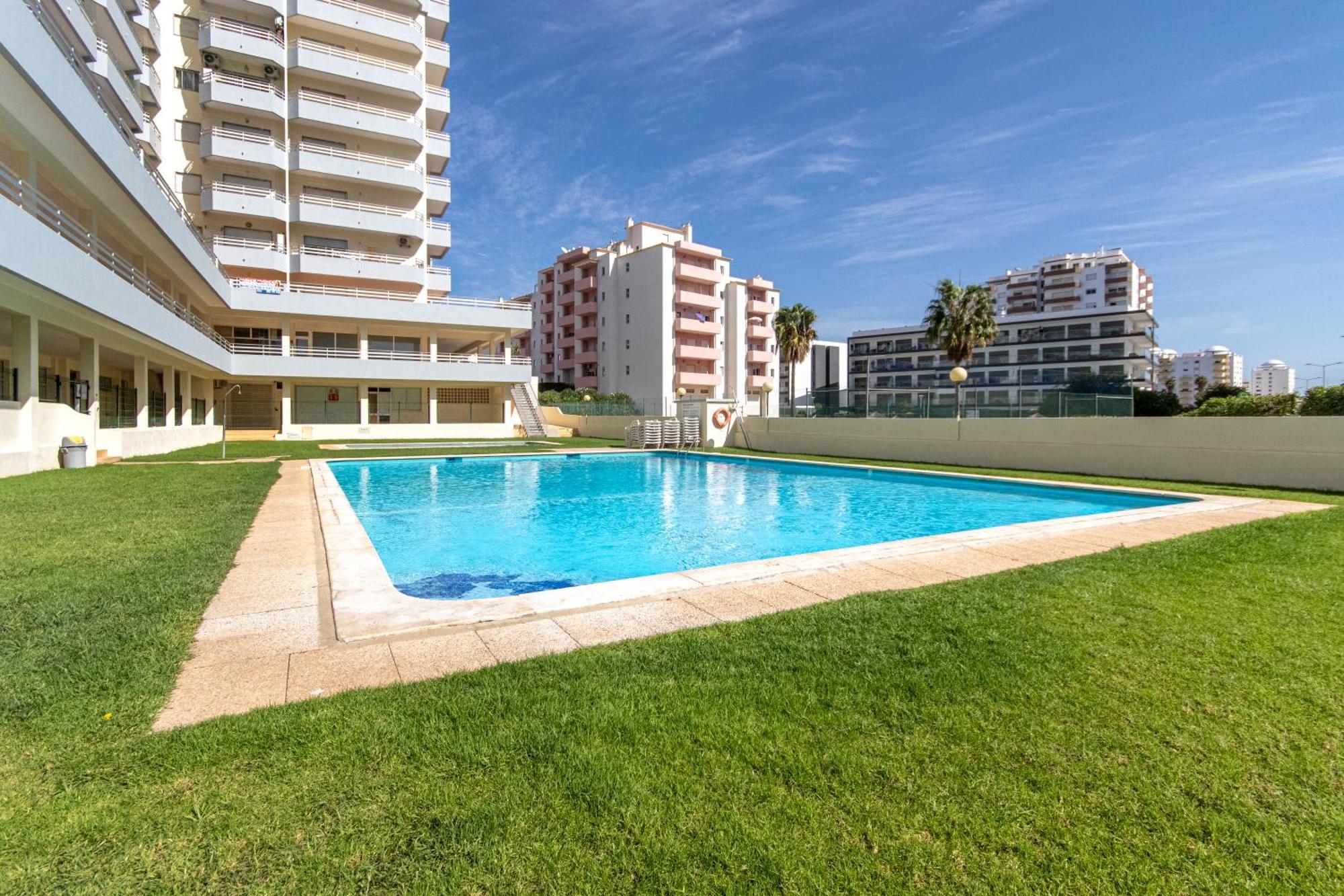 Casa Dos Arcos: Charming Seaside With Pools * Portimao