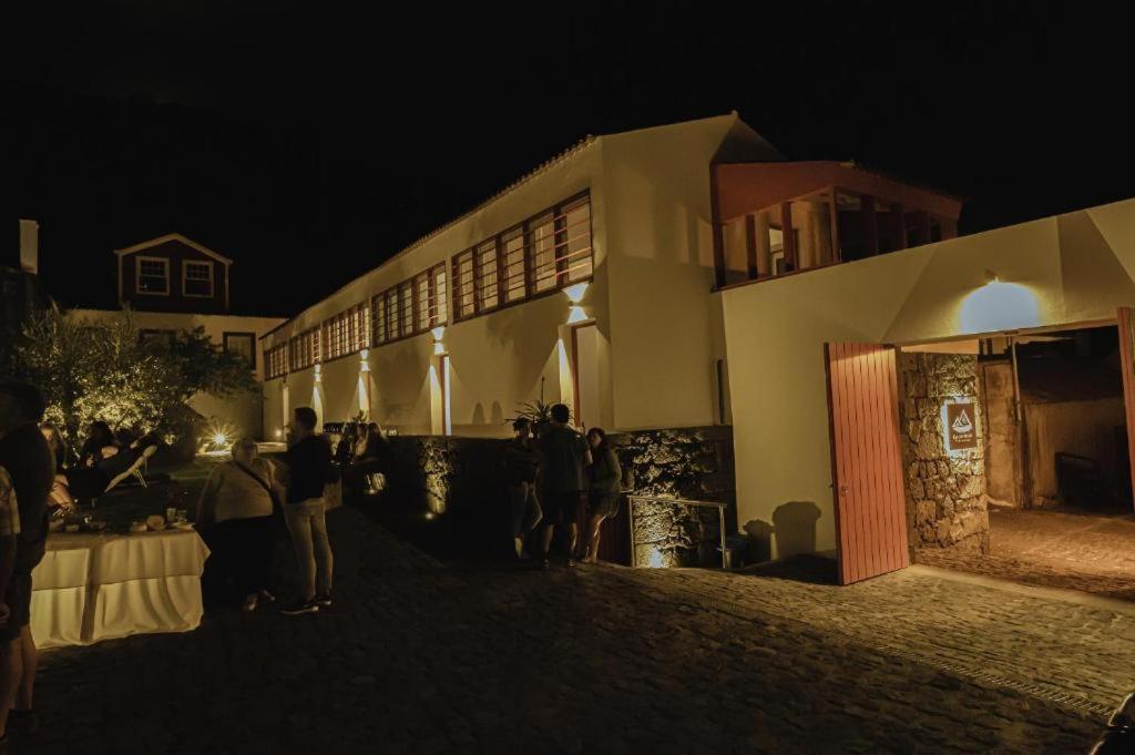 Casa Do Brasao Apartment Lajes do Pico