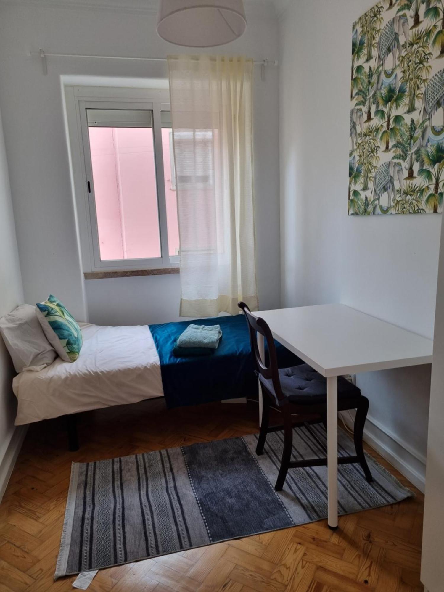 Coliving In Center Long-term Homestay *