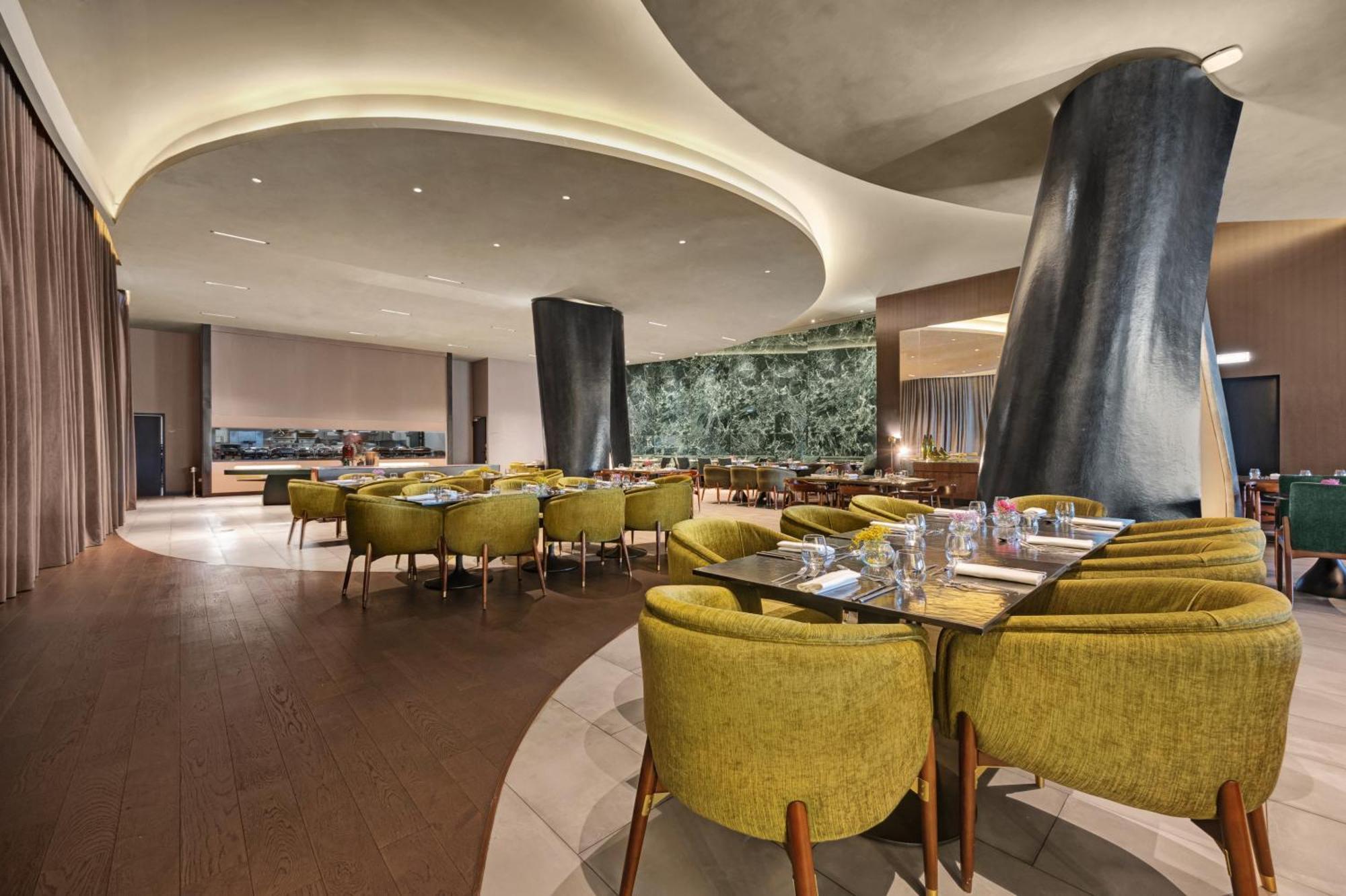 Hotel Hilton Porto Gaia 5*