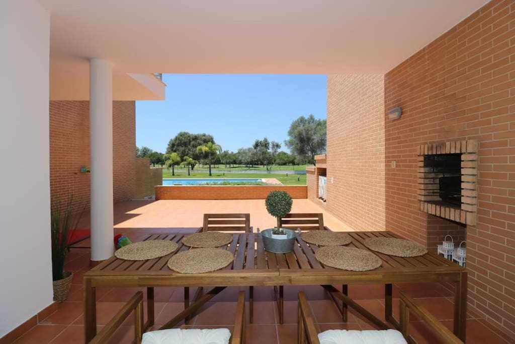Millennium Golf By Fhr Piscina & Parking Apartment *