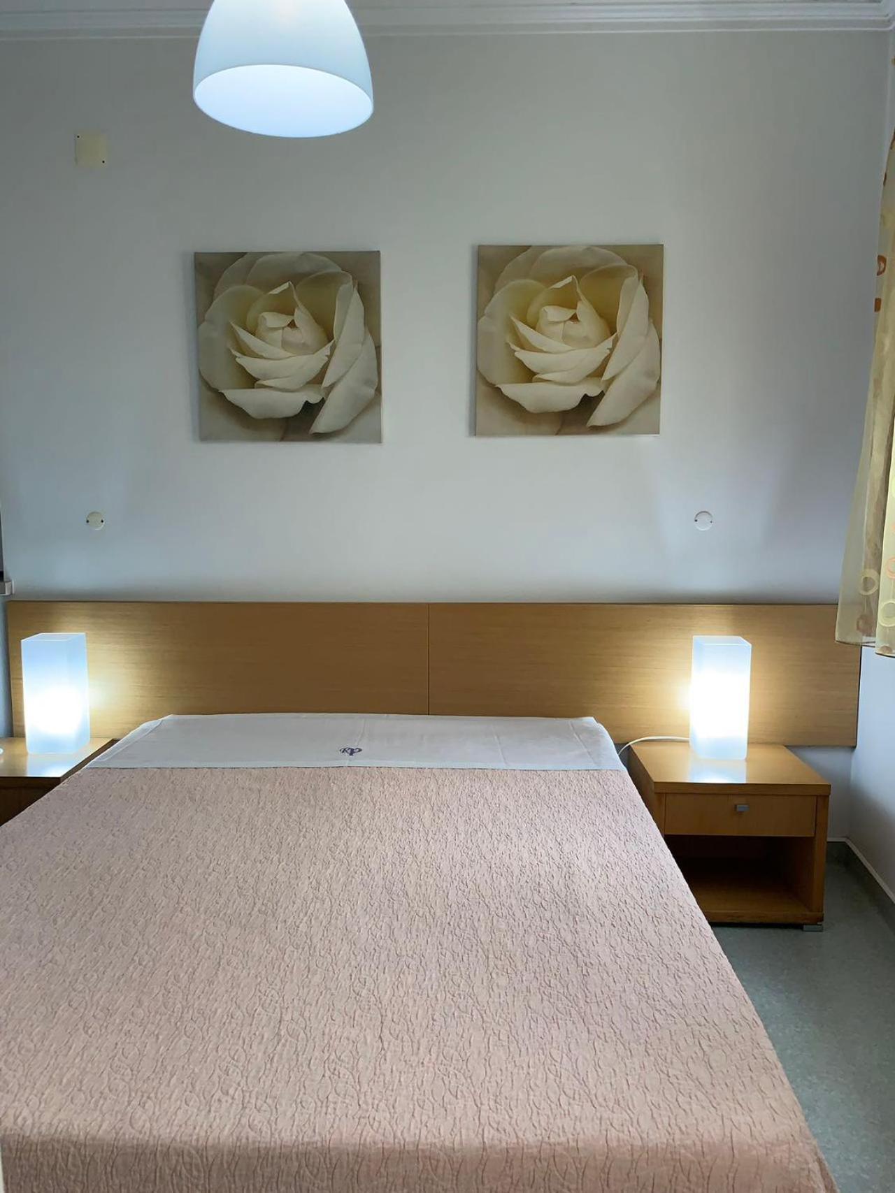 Hotel Weaa 2*