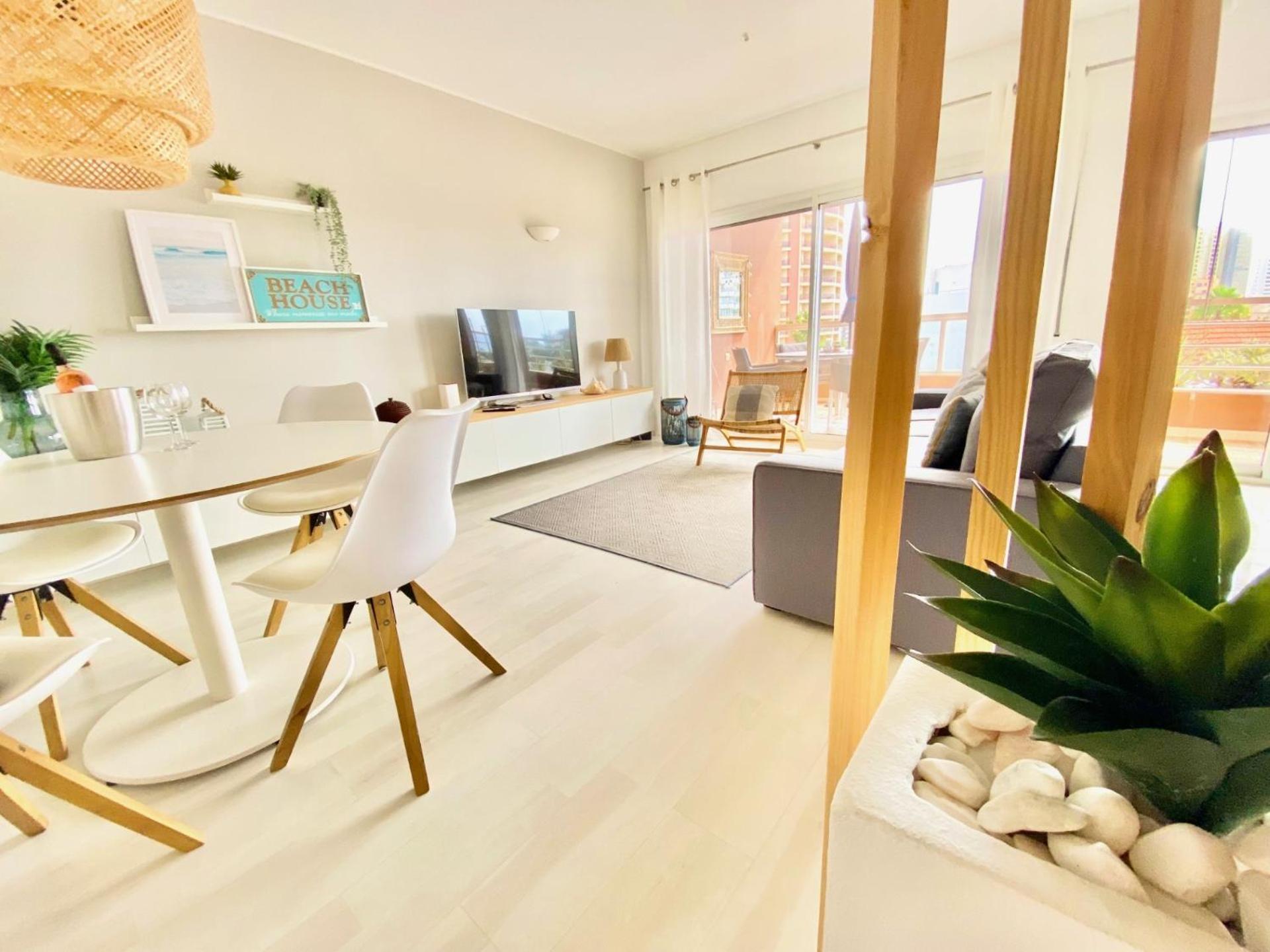 Saltwater Apartment *
