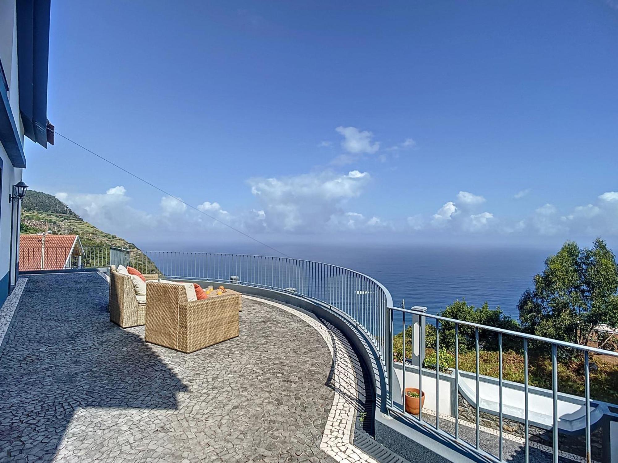 Vinhaticos By Atlantic Holiday home Porto Moniz