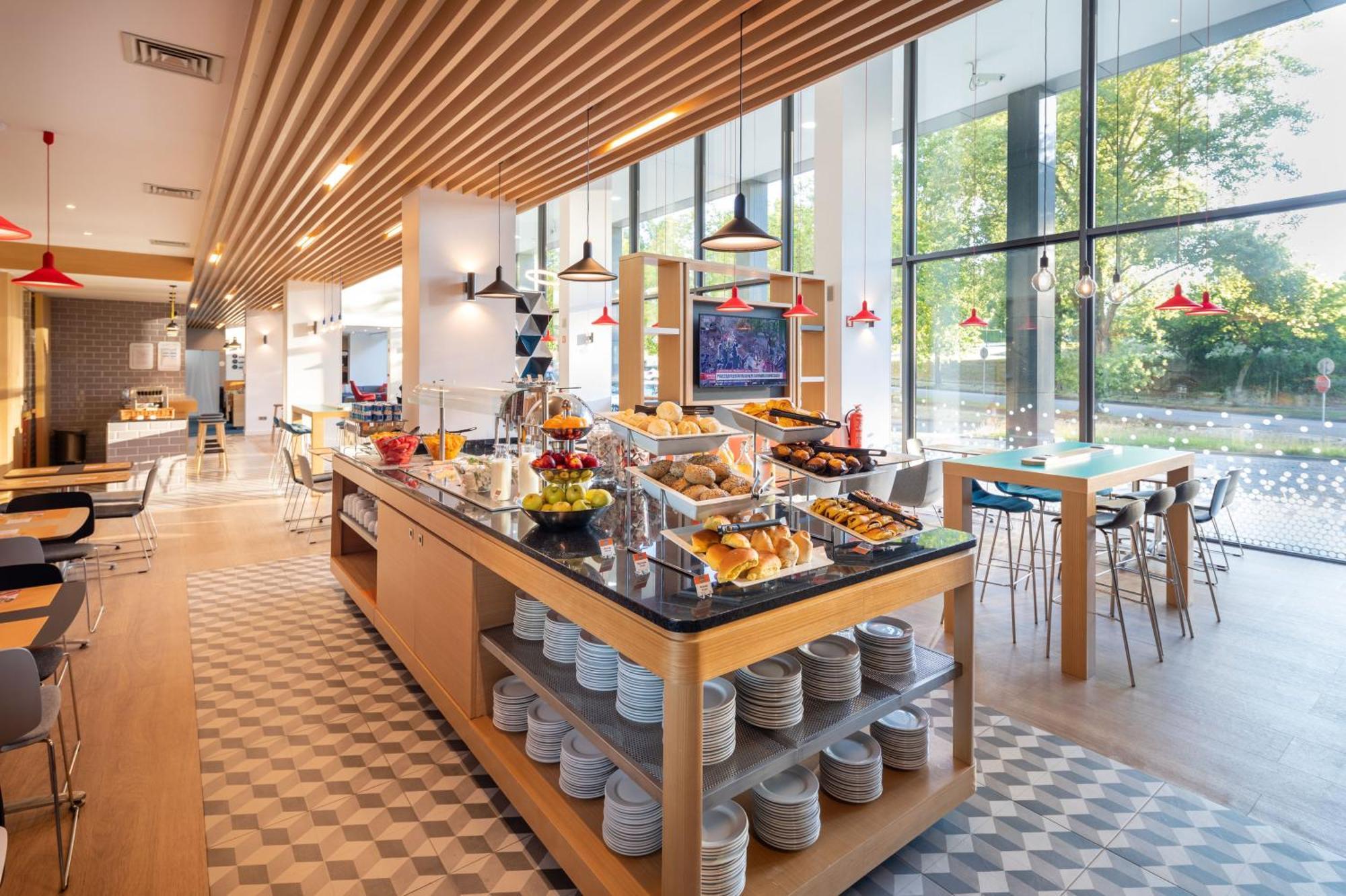 Hotel Express Porto Exponor By Ihg