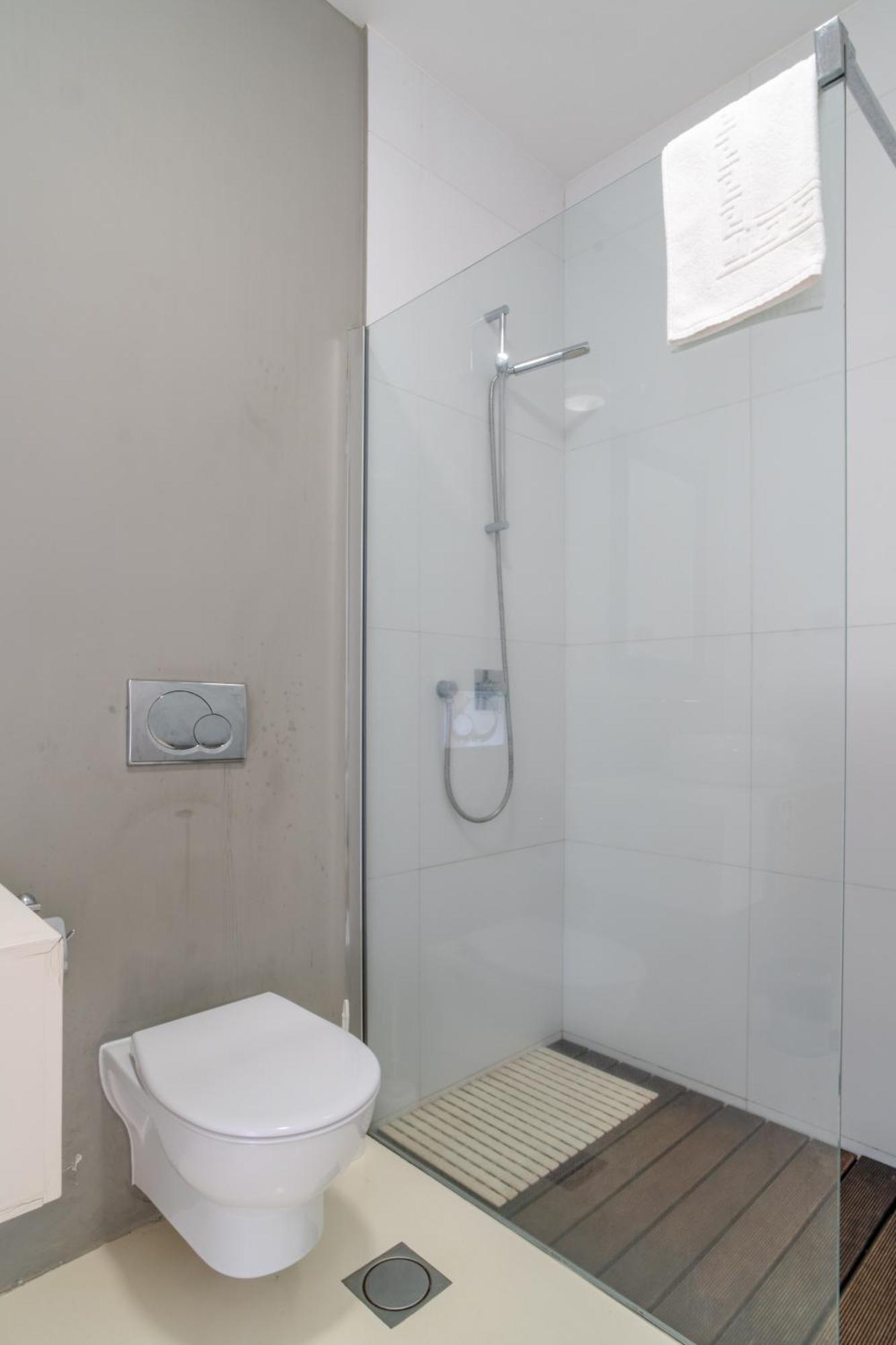 Star With Private Heated Pool In Villa