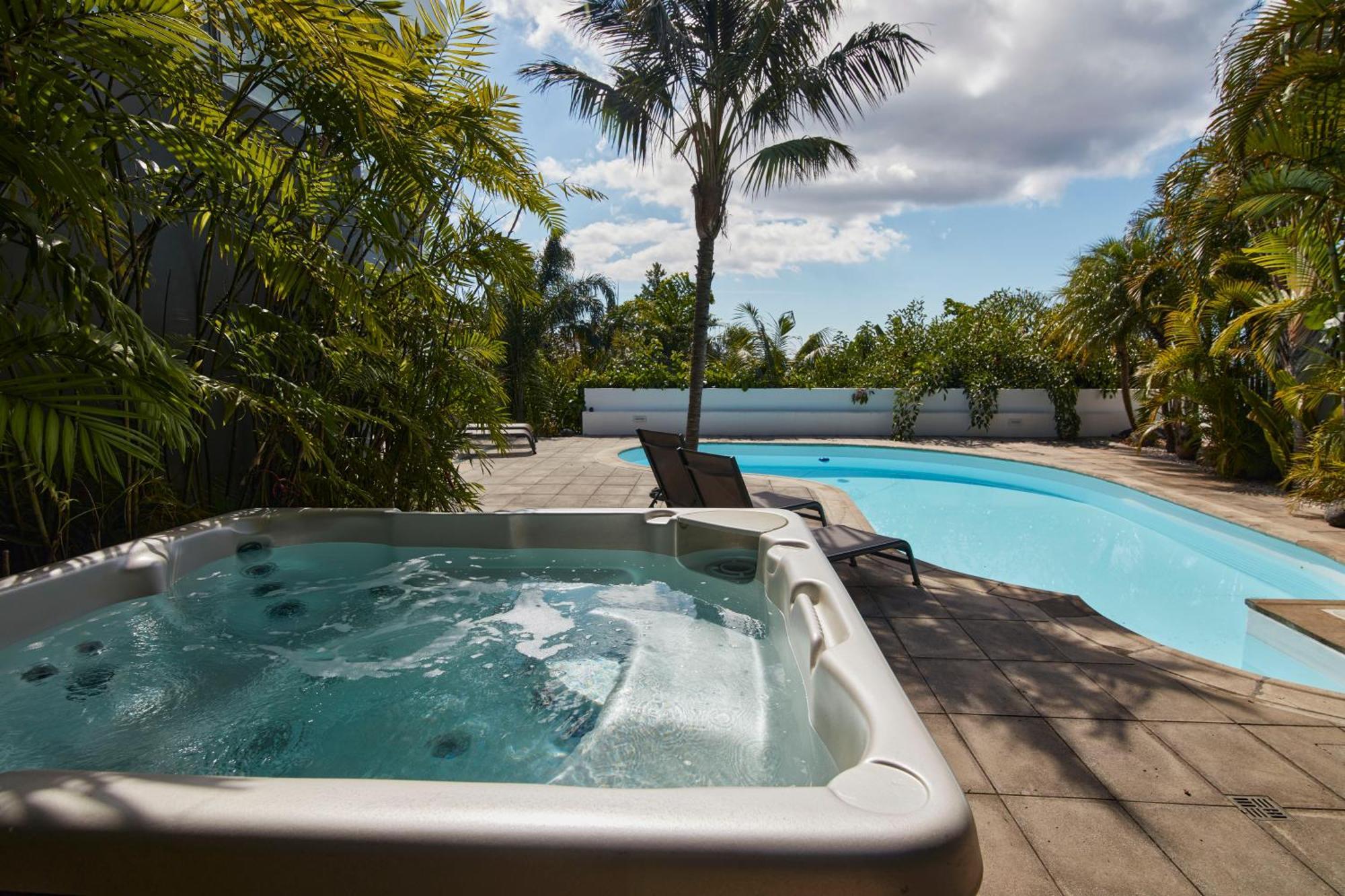 Luxury House *