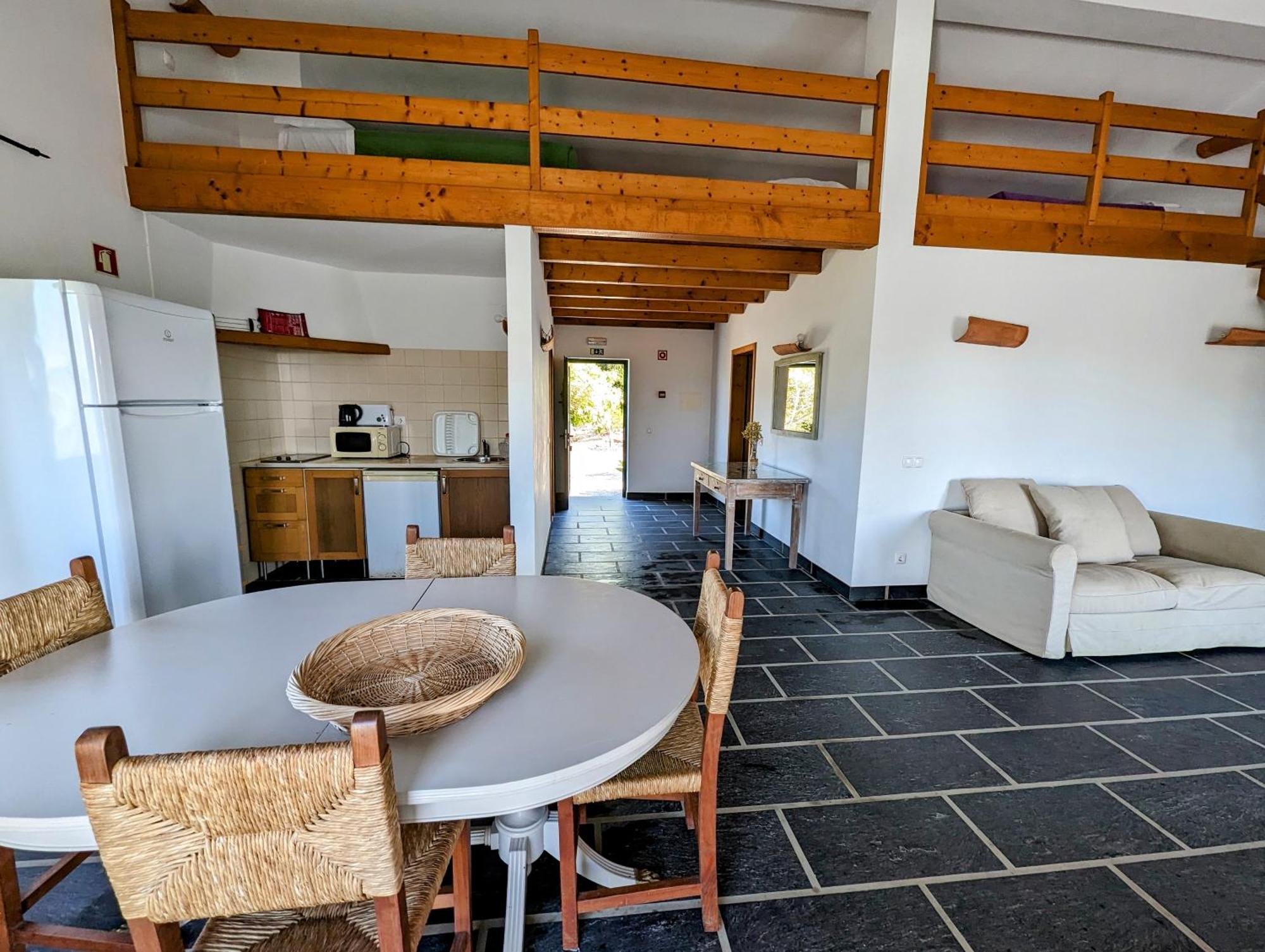 Campsite Monte Carvalhal Da Rocha