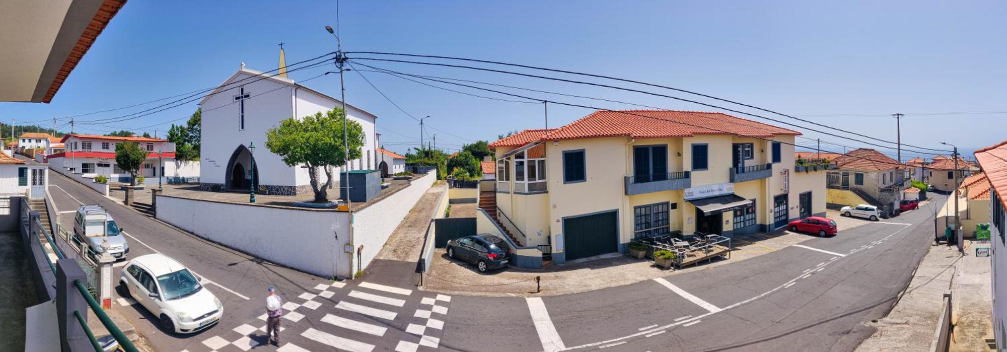 Casa Da Cerca Achada De Gaula