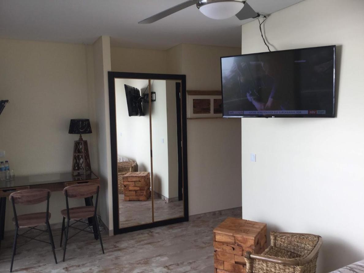 Guesthouse-theview (adults Only) Guest house