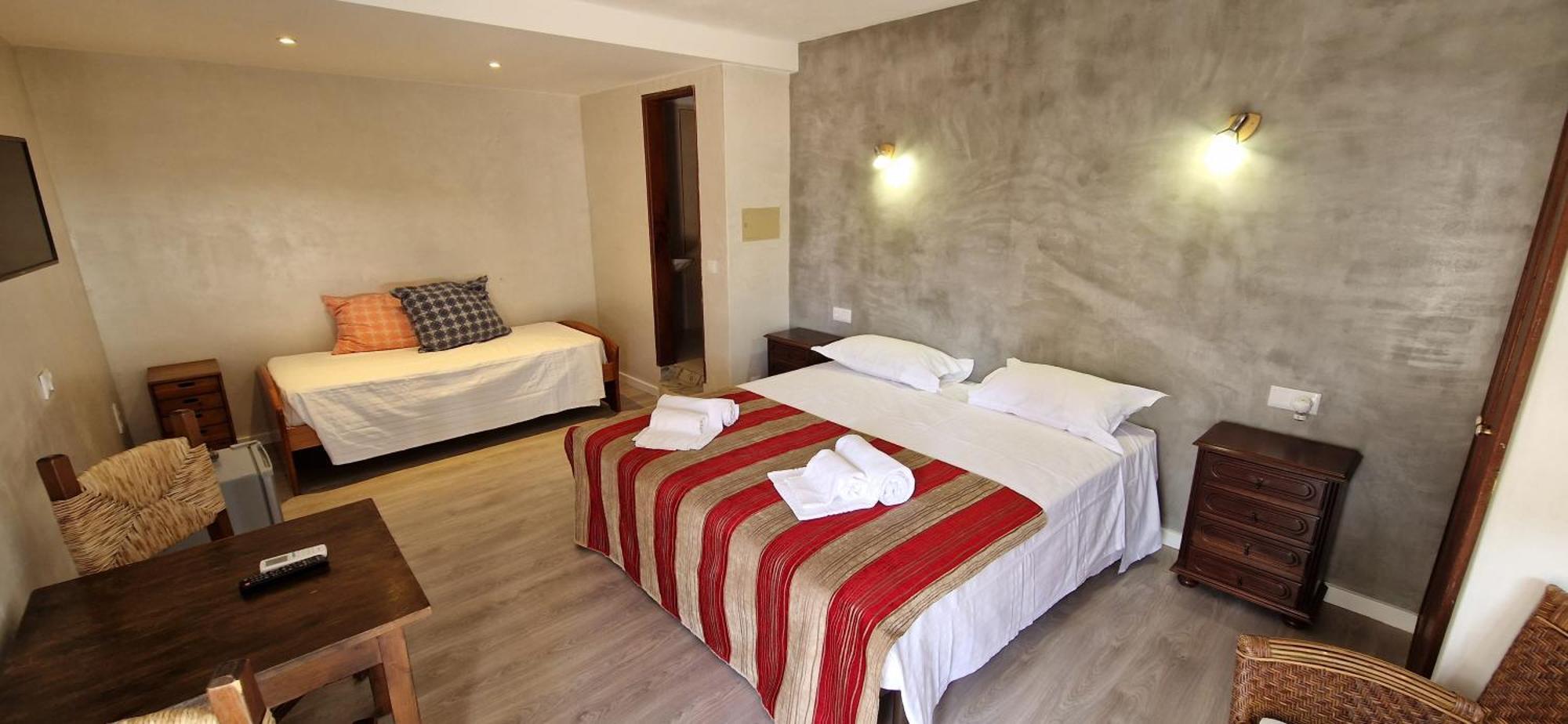 Casa Rosa Montes 3*