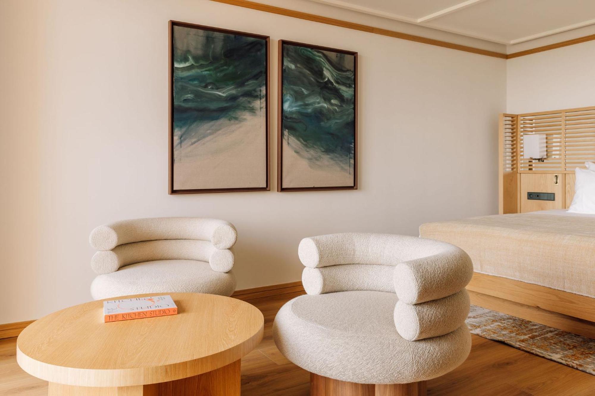 Aethos Hotel