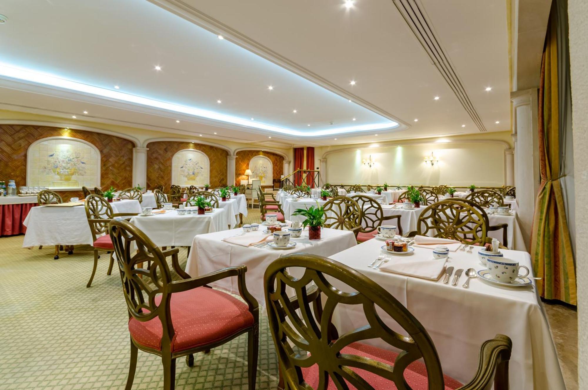 Olissippo Lapa Palace - The Leading Of The World Hotel