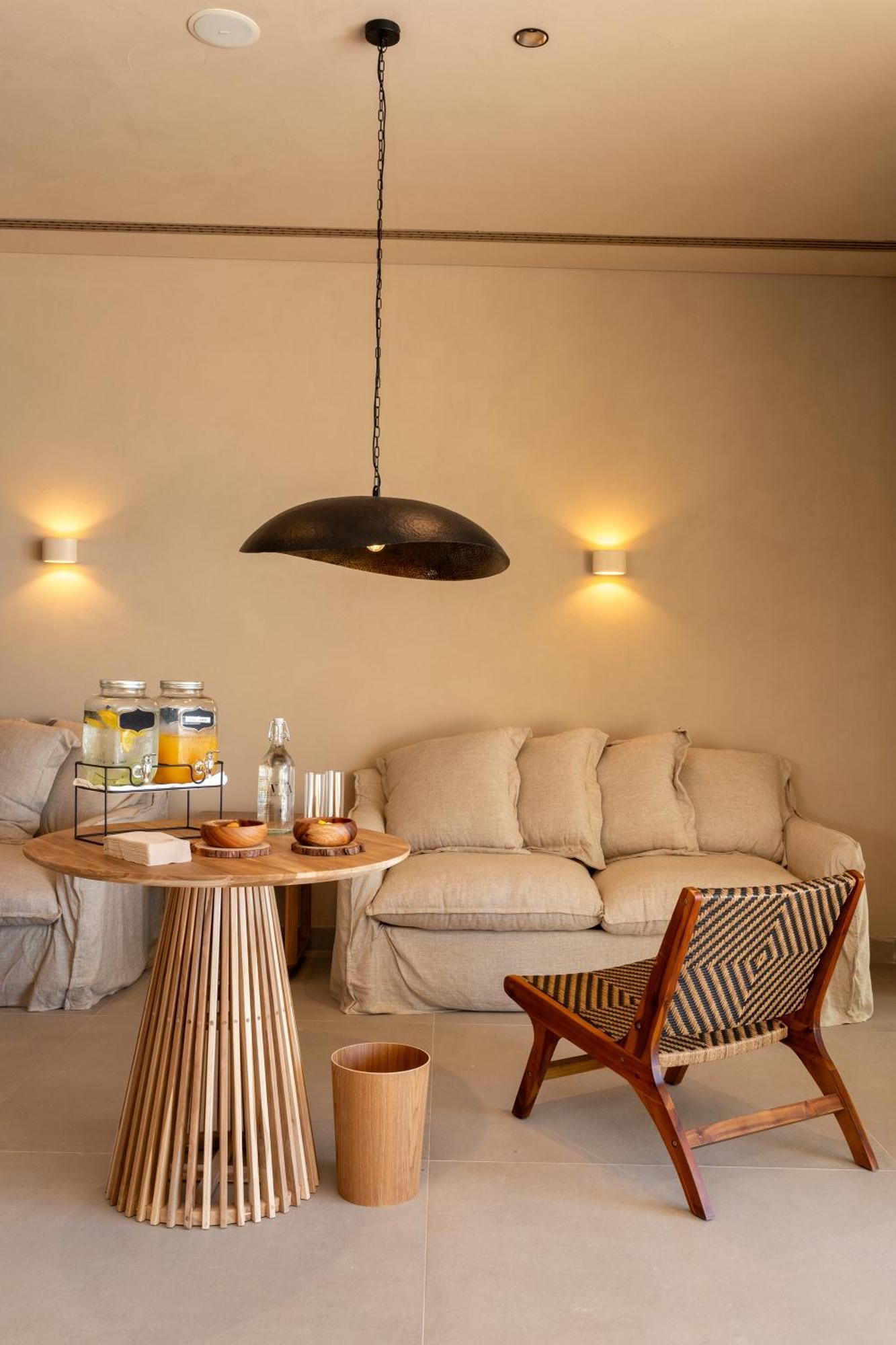Upon - Hotel 4*