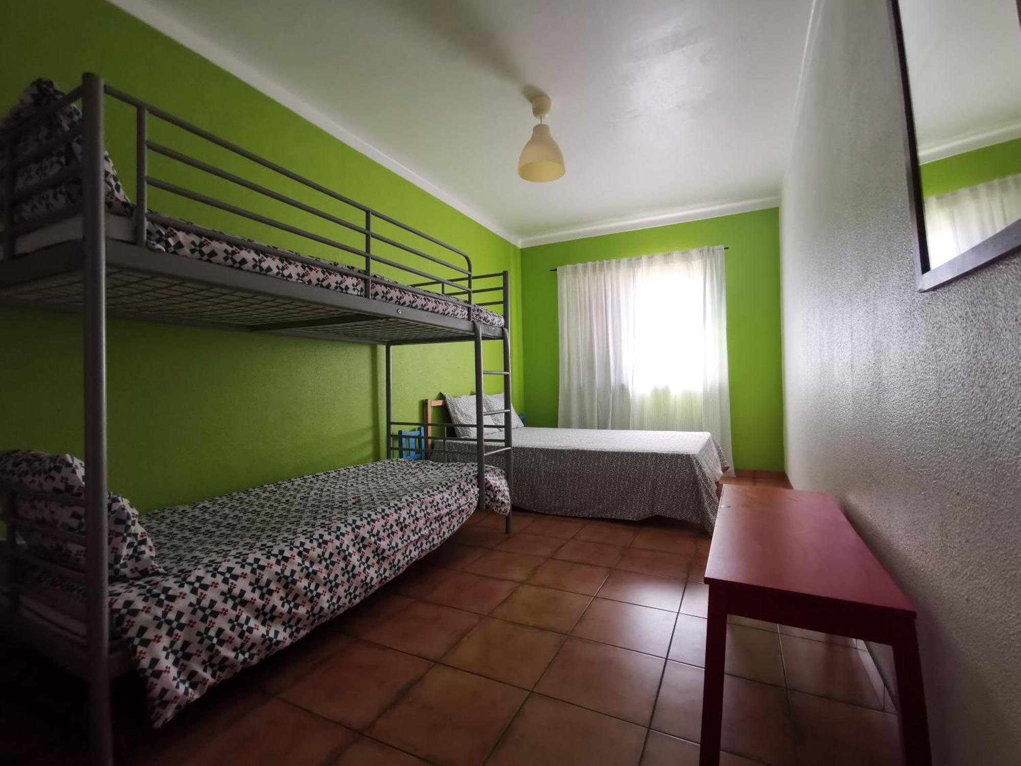 Beach House Surfing Peniche Holiday home *