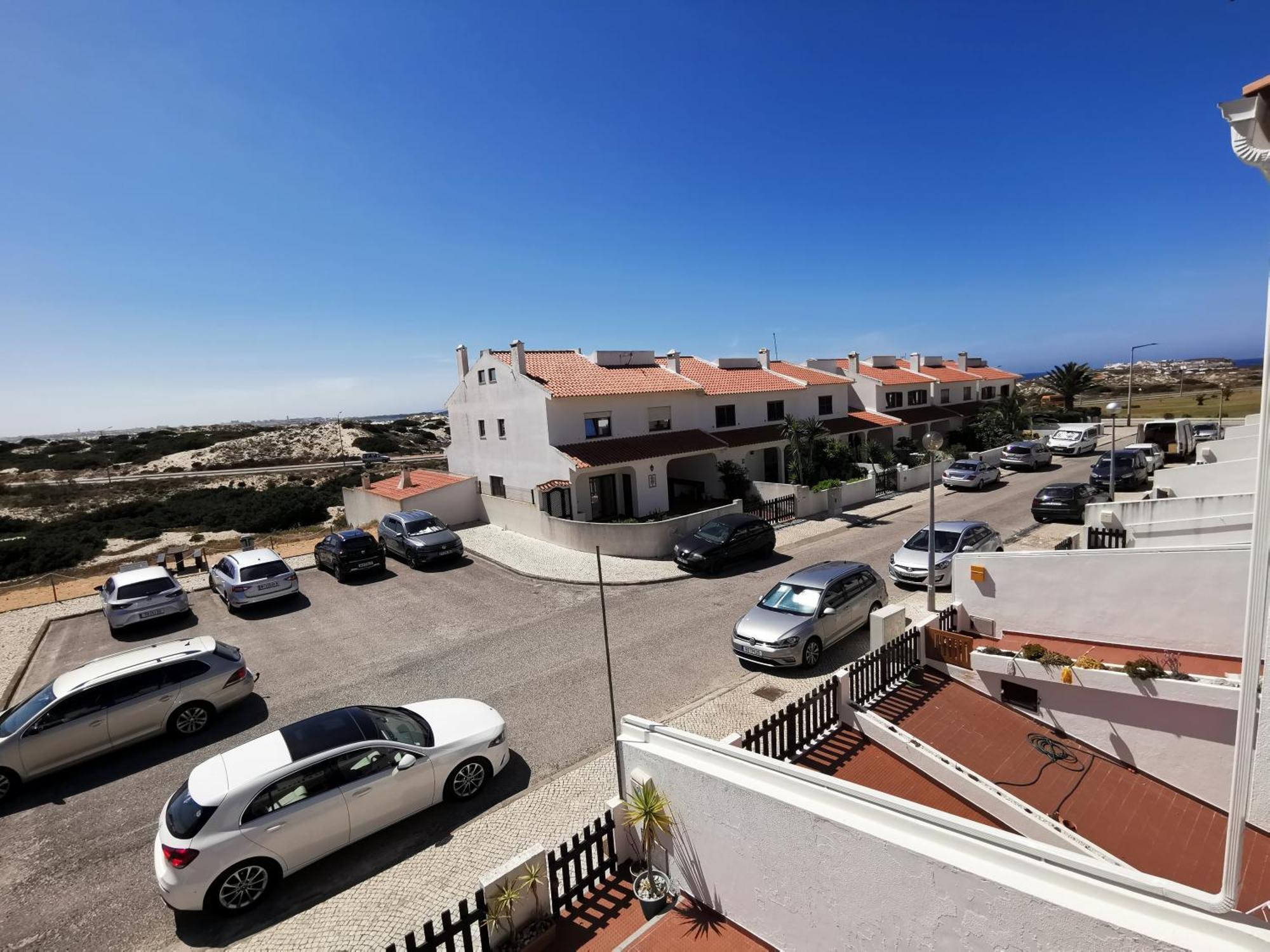 Holiday home Beach House Surfing Peniche Baleal