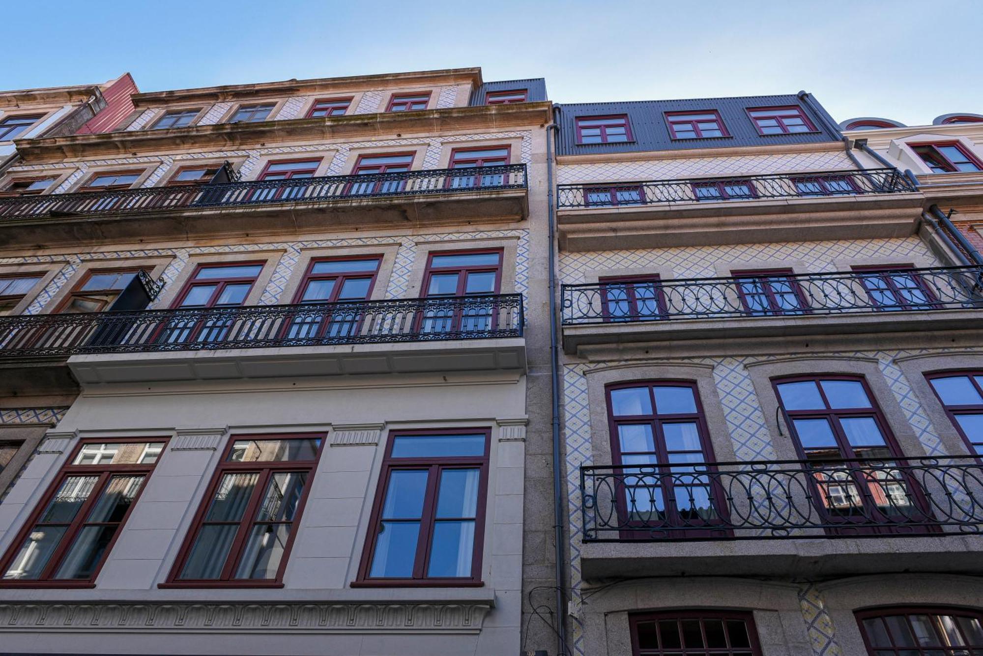 Almada 234 Apartamento