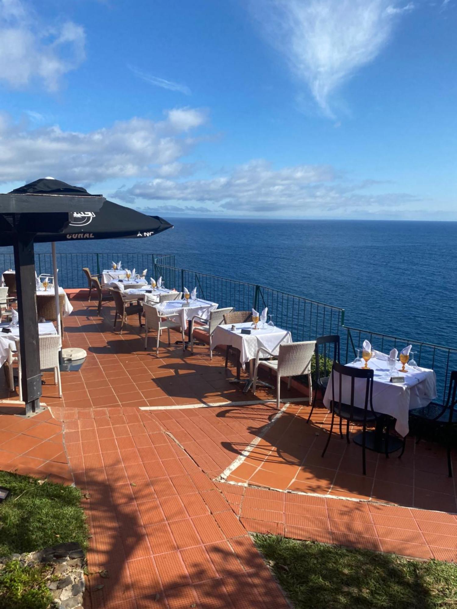 & Art Madeira Canico (Madeira)