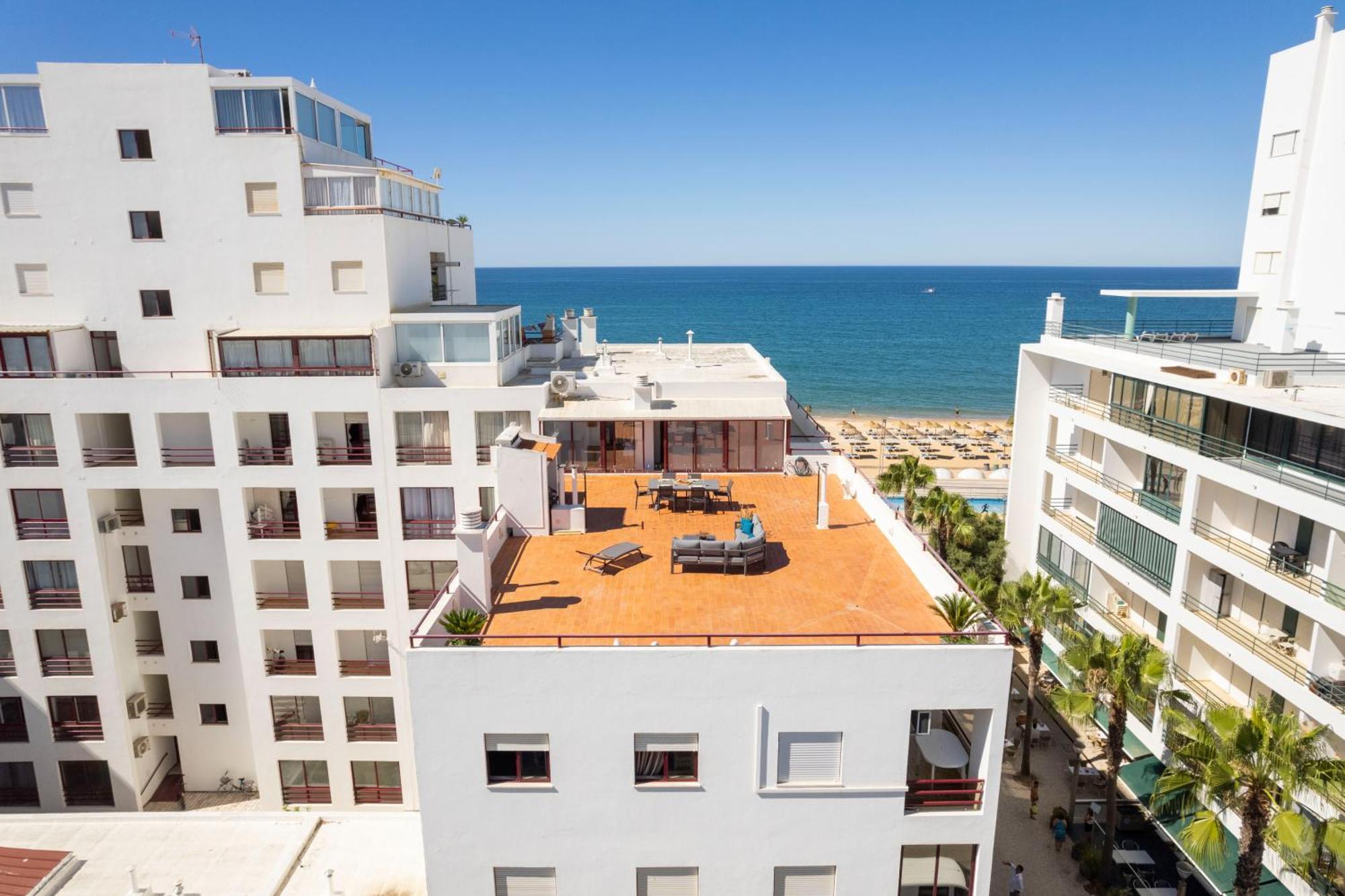 Centralgarve - Beachfront With Pool Penthouse *