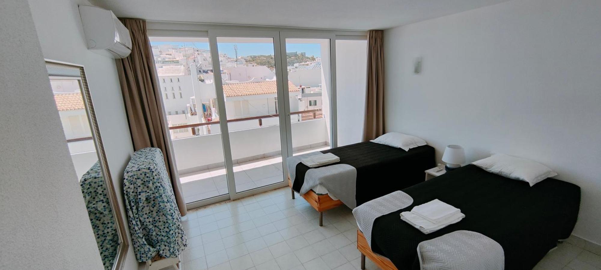 Penthouse Beachfront Appartement *