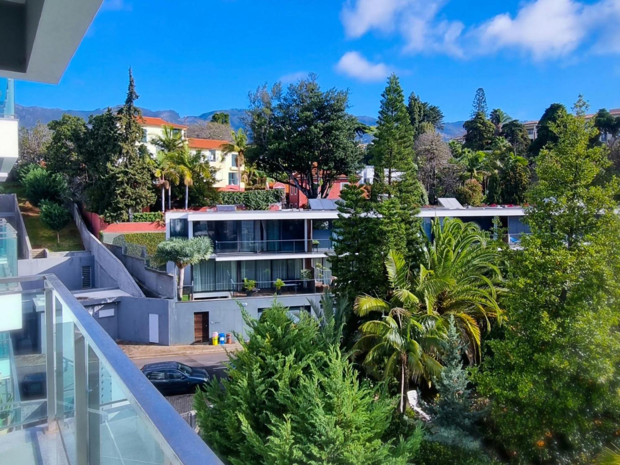 Apartamento Panoramic Sunrise And Sunset Views, 5 Min From Funchal, Perfect Getaway For Travelers Funchal (Madeira)