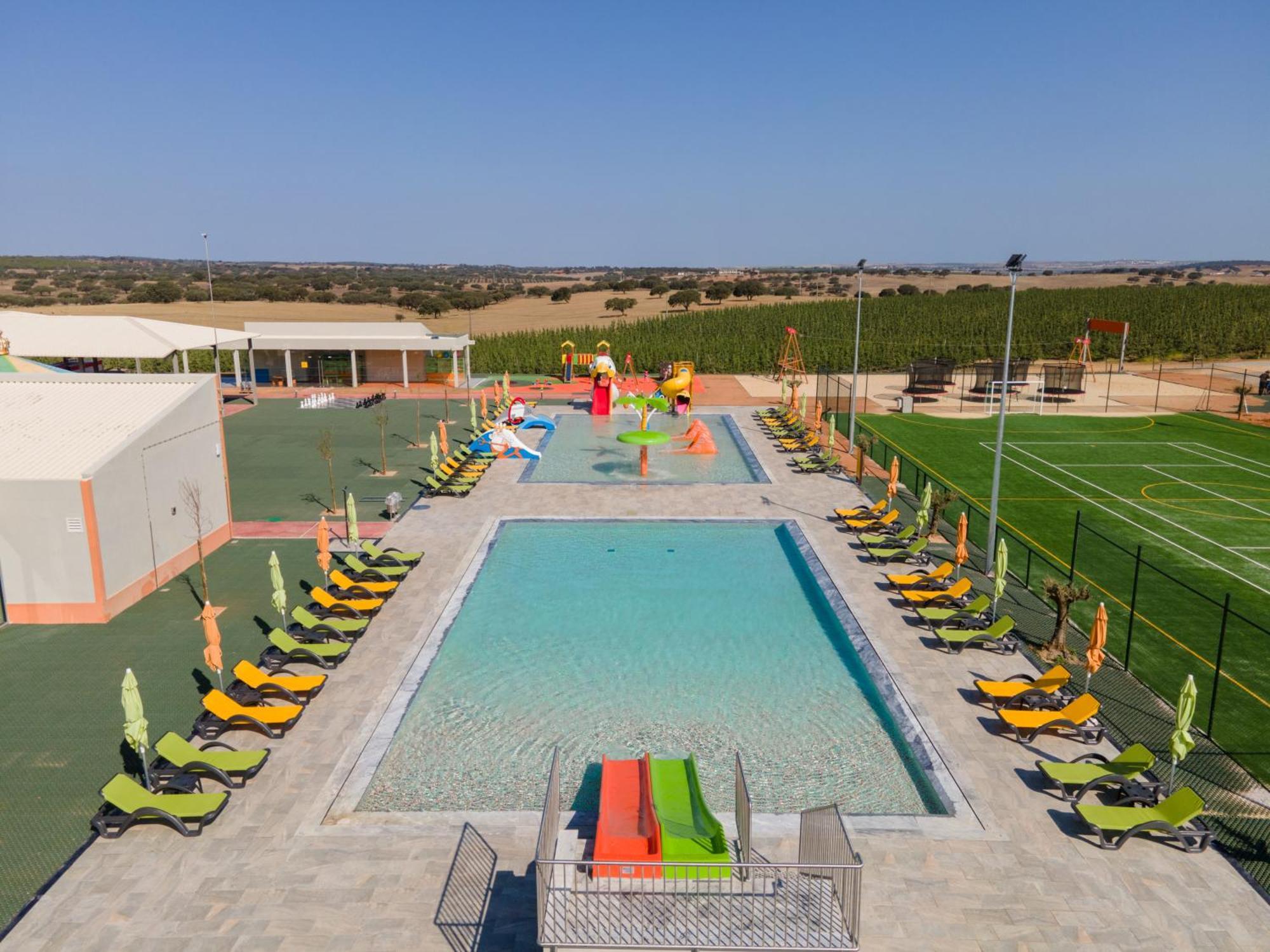 Vila Gale Nep Kids 4*