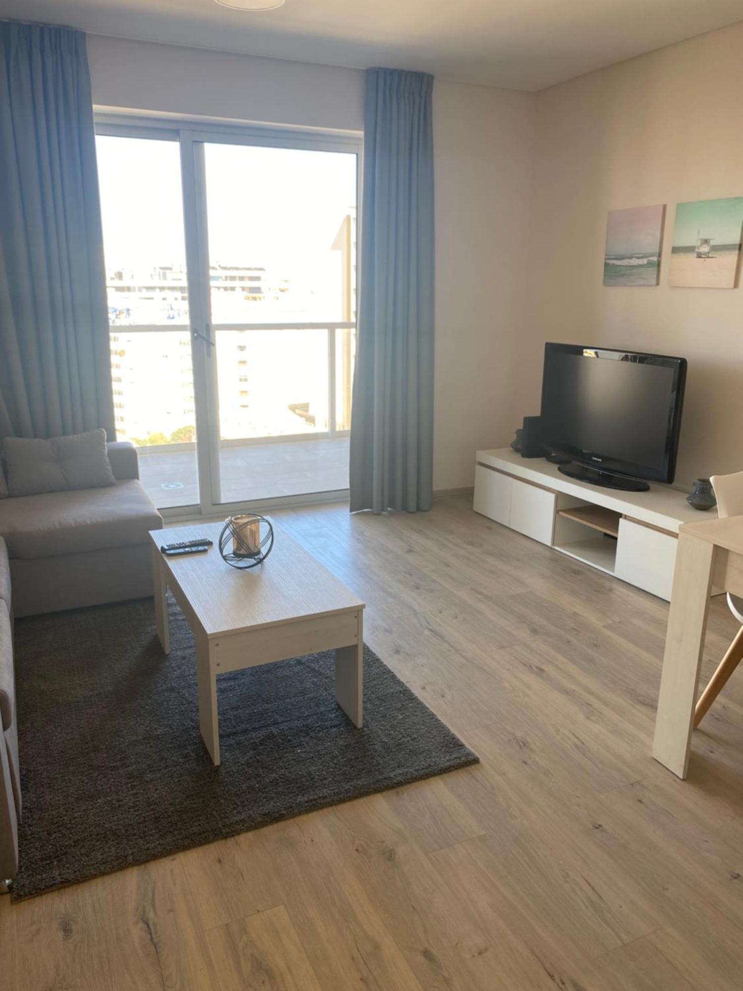 Elite Residense A 150 Mts Da Rocha * Portimao