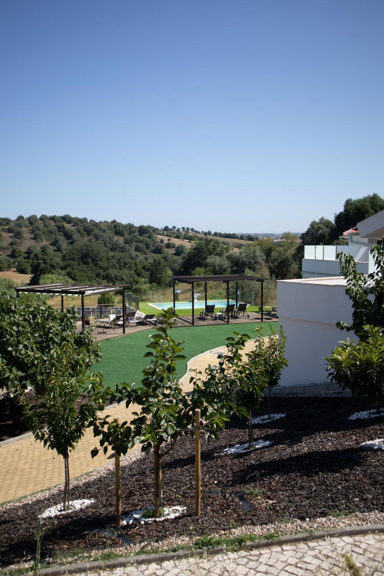 Aires Da Serra Hotel Torres Novas