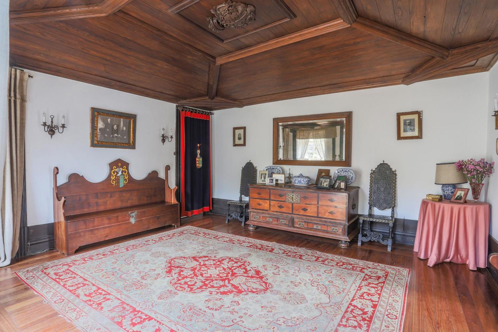 Outeiro Tuias - Manor House * Marco de Canaveses