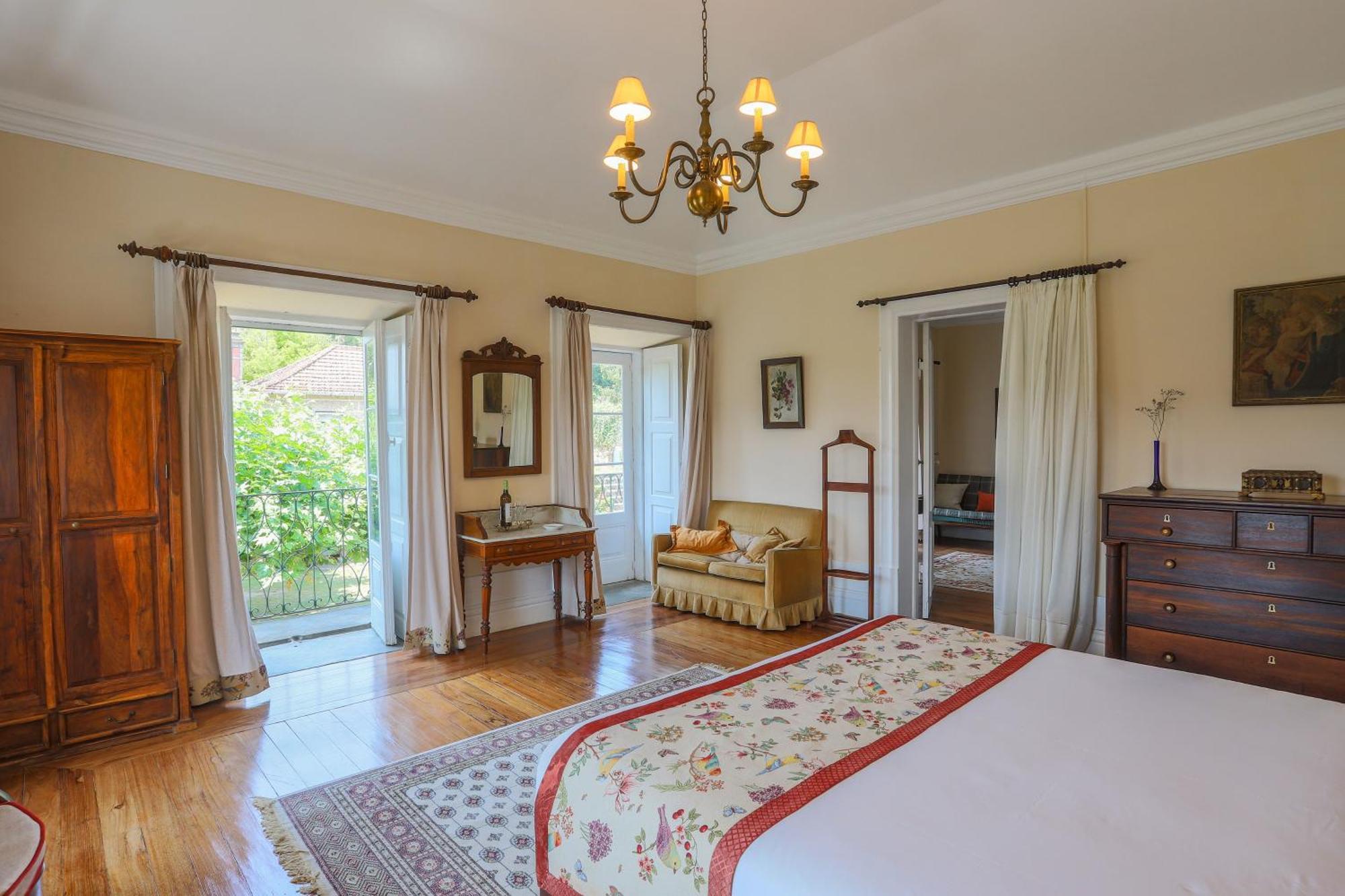 Outeiro Tuias - Manor House Marco de Canaveses
