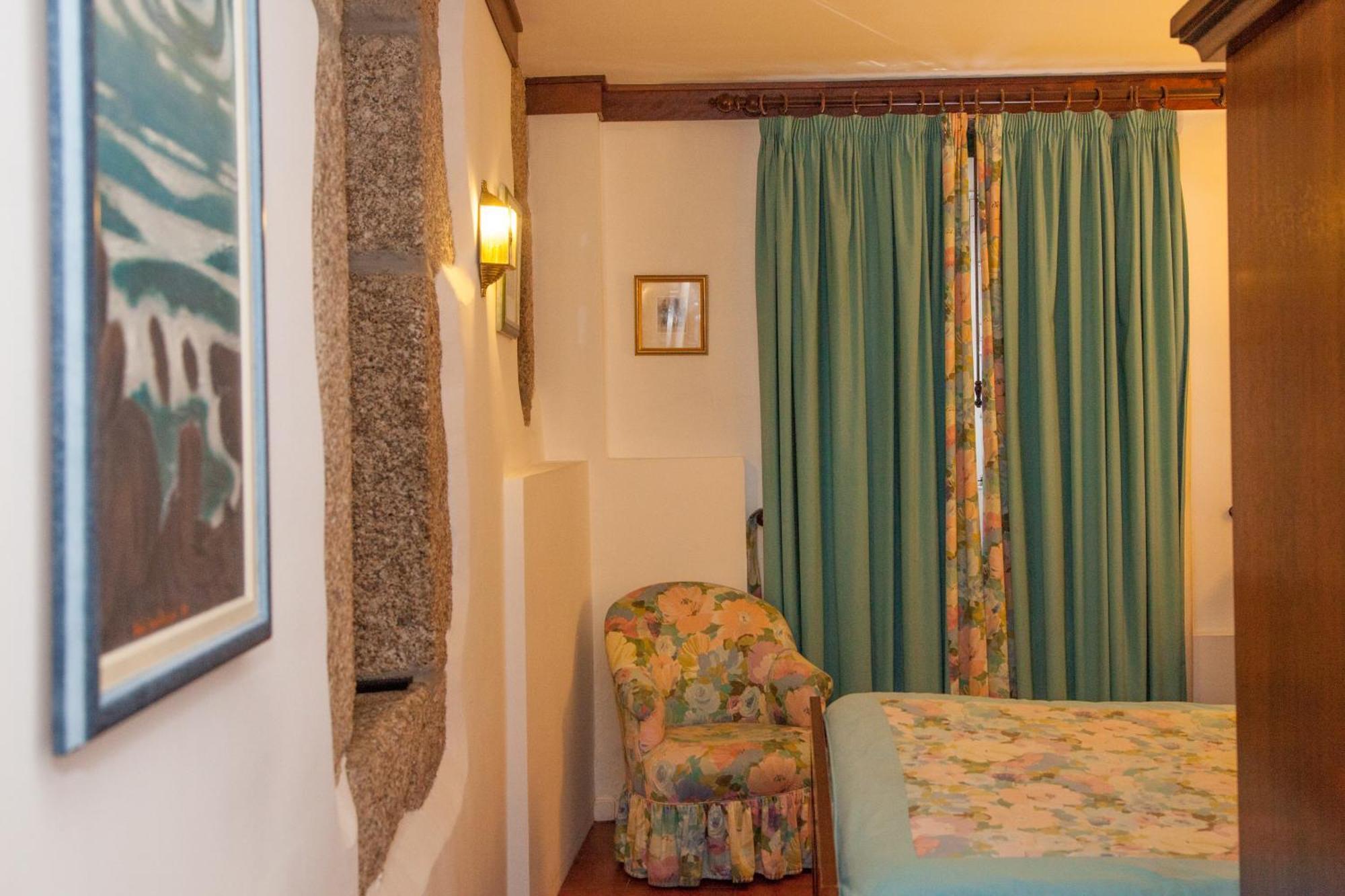 Casa Obras Bed & Breakfast 2*
