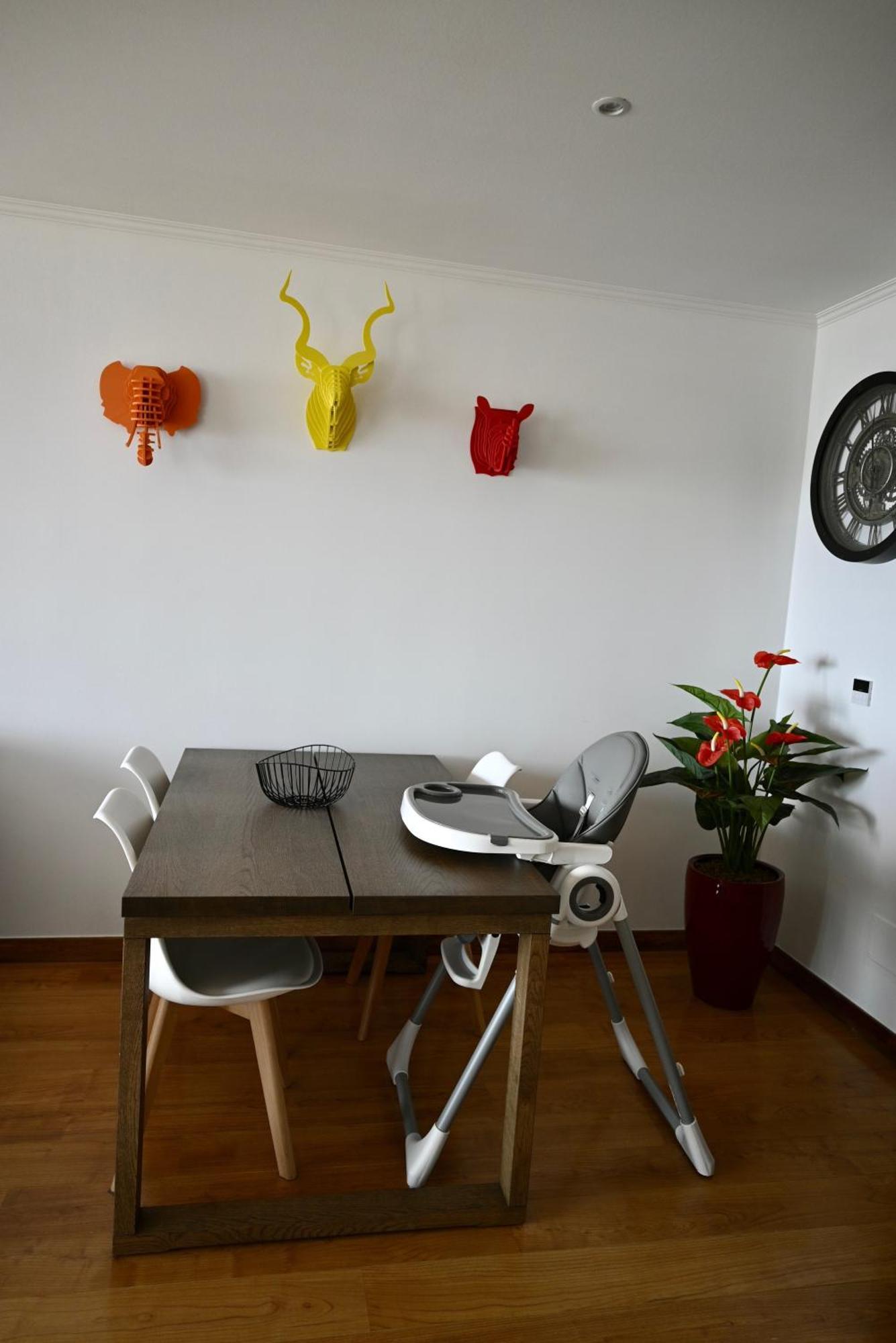 L - Apartment *