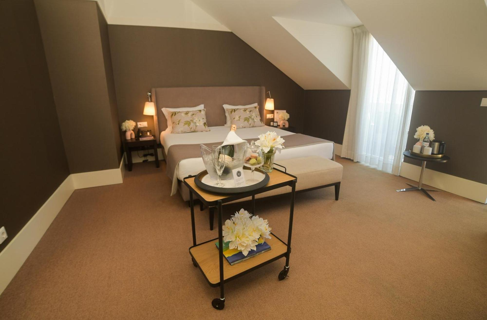 Hotel Universal Boutique 4*