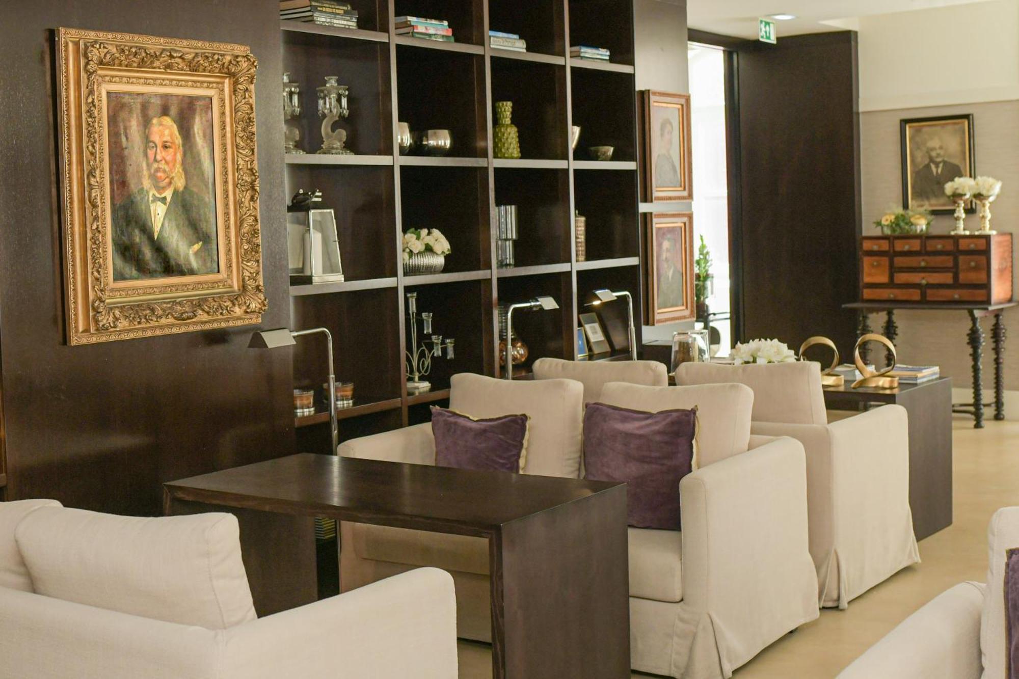 Universal Boutique 4*