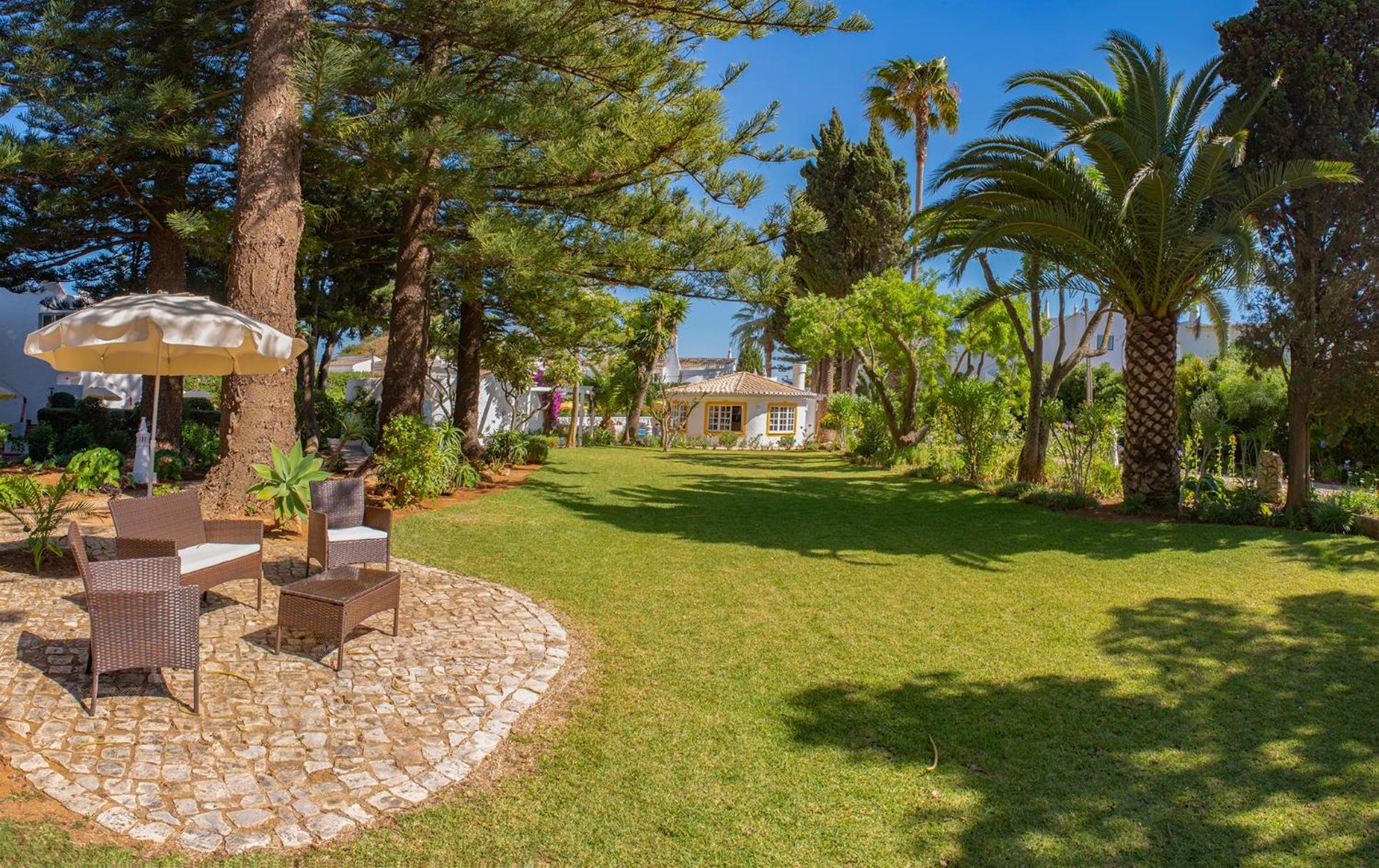 Quinta Paraiso Da Mia-tastefully Decorated T1 Praia Da Luz