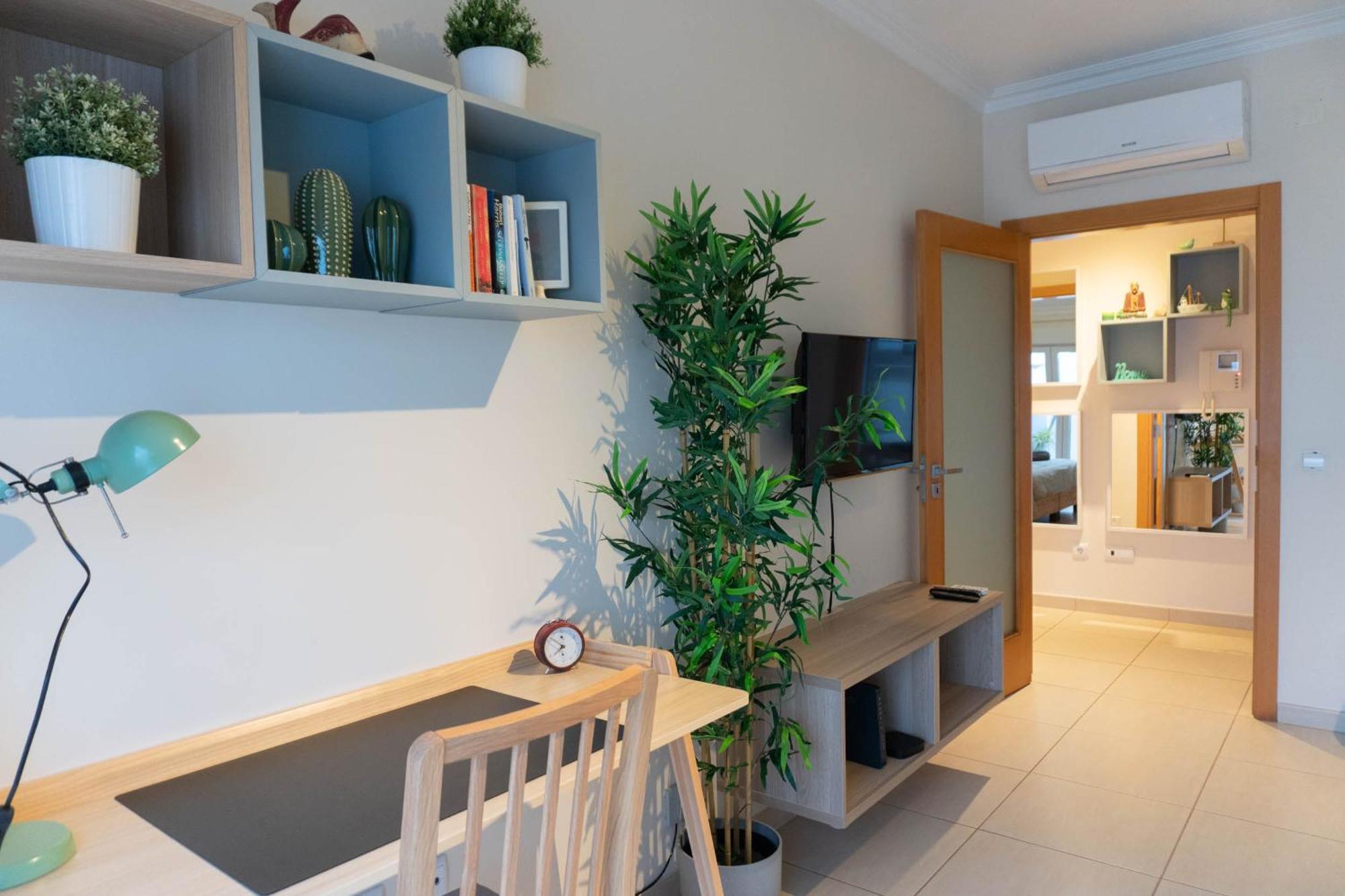 Apartment Baleal: Balconies And Pool *