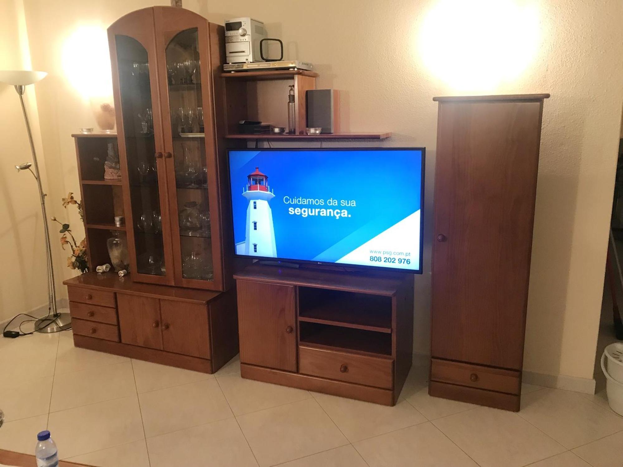 Apartment Oasis: Spacious With Shared Pool Alvor