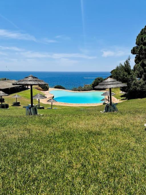 Albur Beach House *