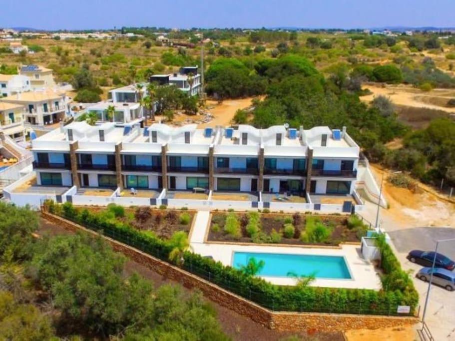 Bonjour House - Sea View & Pool And Garden & Bbq Albufeira