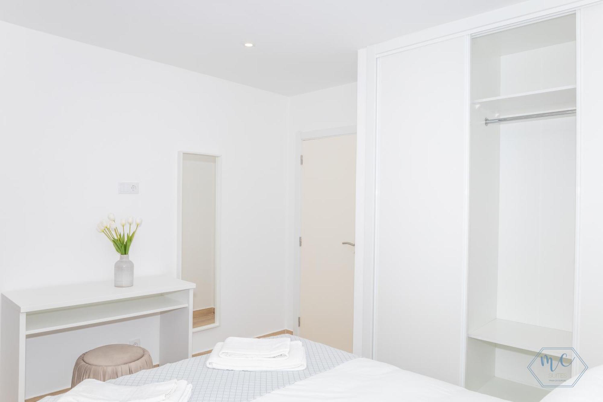 Mc With Amazing Front Sea View Apartment *