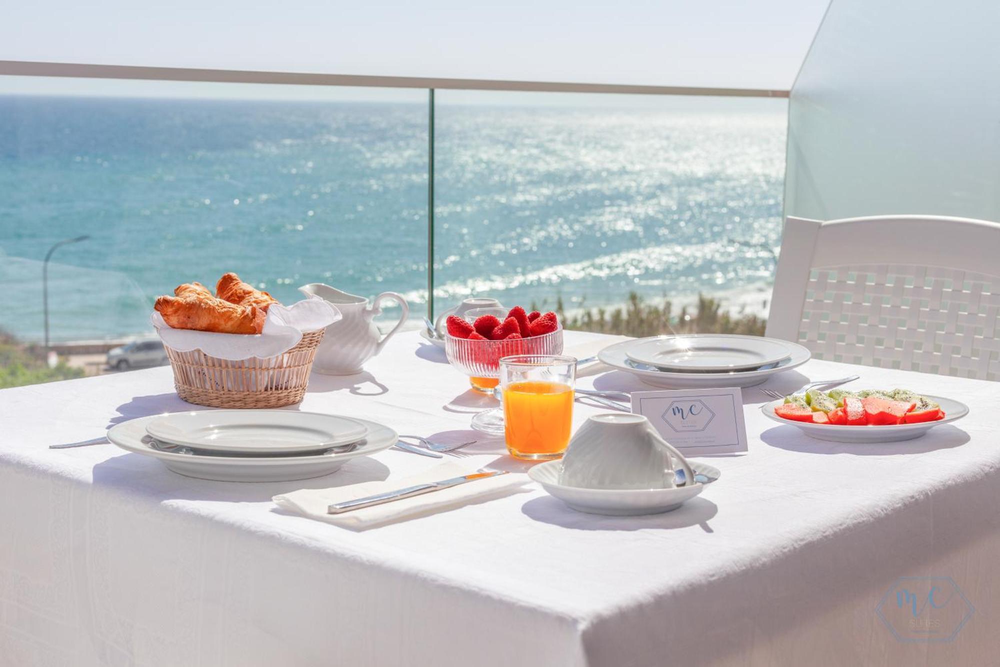 Apartment Mc With Amazing Front Sea View
