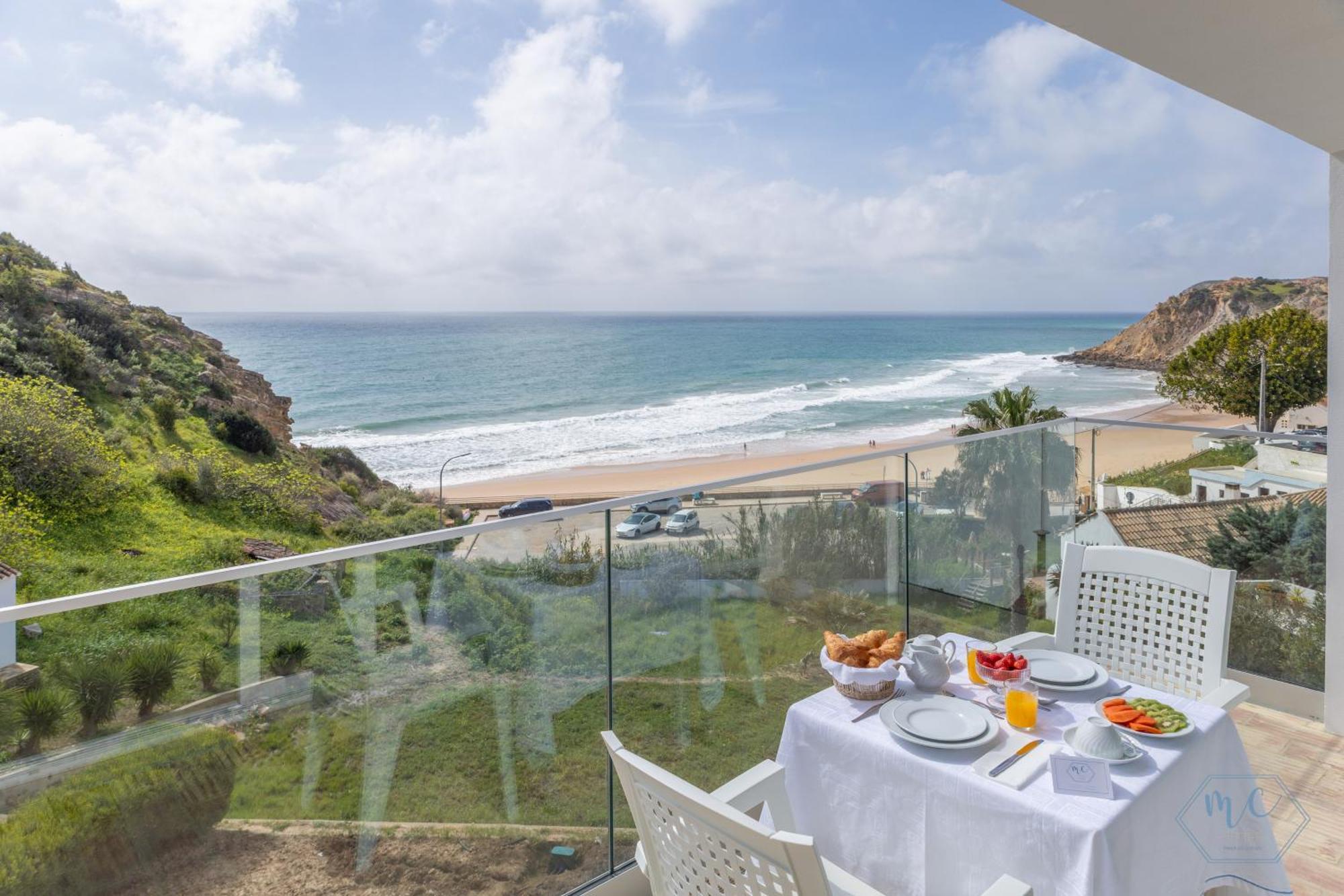 Apartment Mc With Amazing Front Sea View *