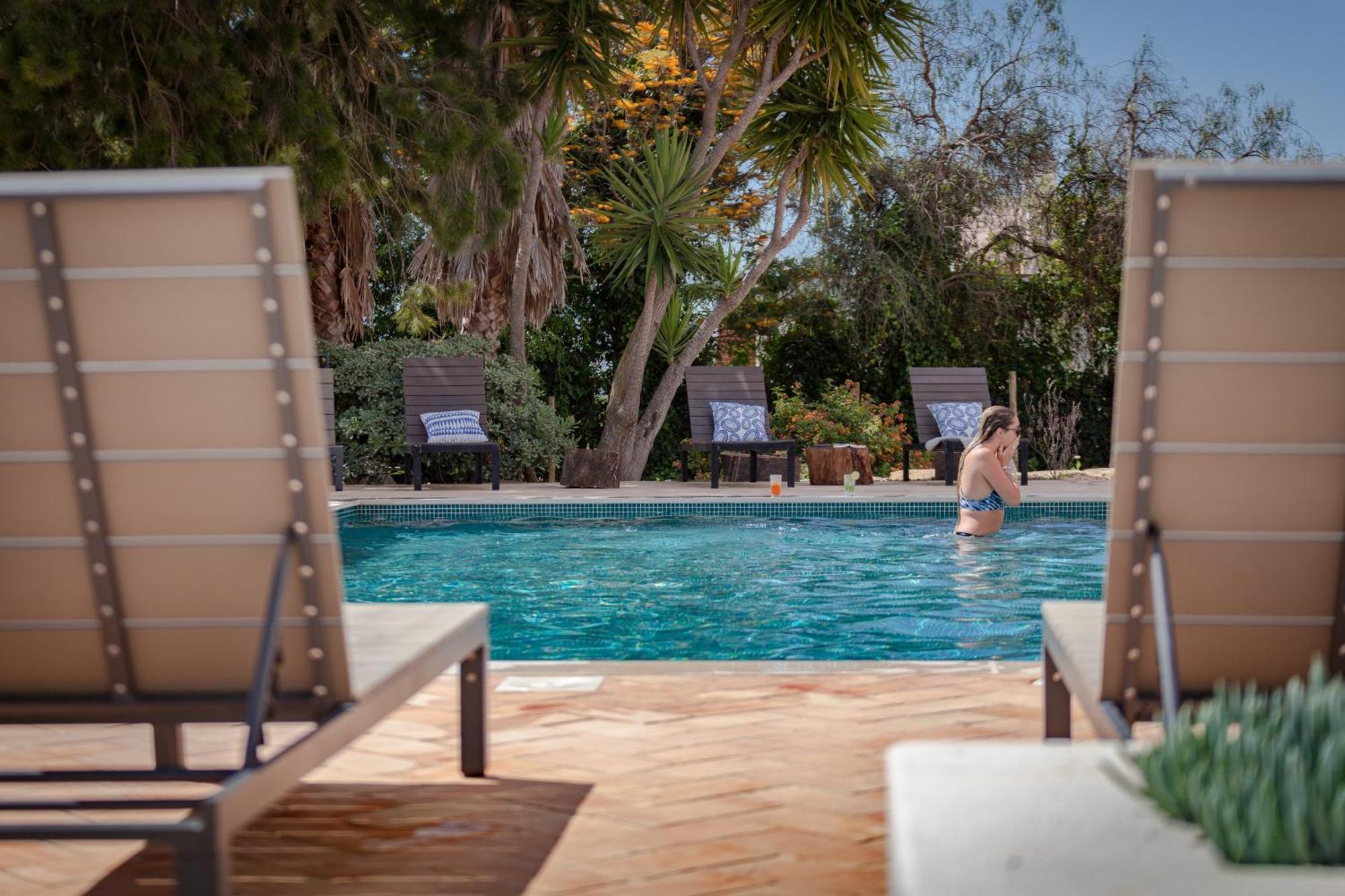 Tiny Whale Lodge, A Unique Space For Groups Villa Bensafrim