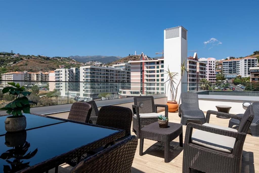 Apartment Penthouse T1 Saint Lucas