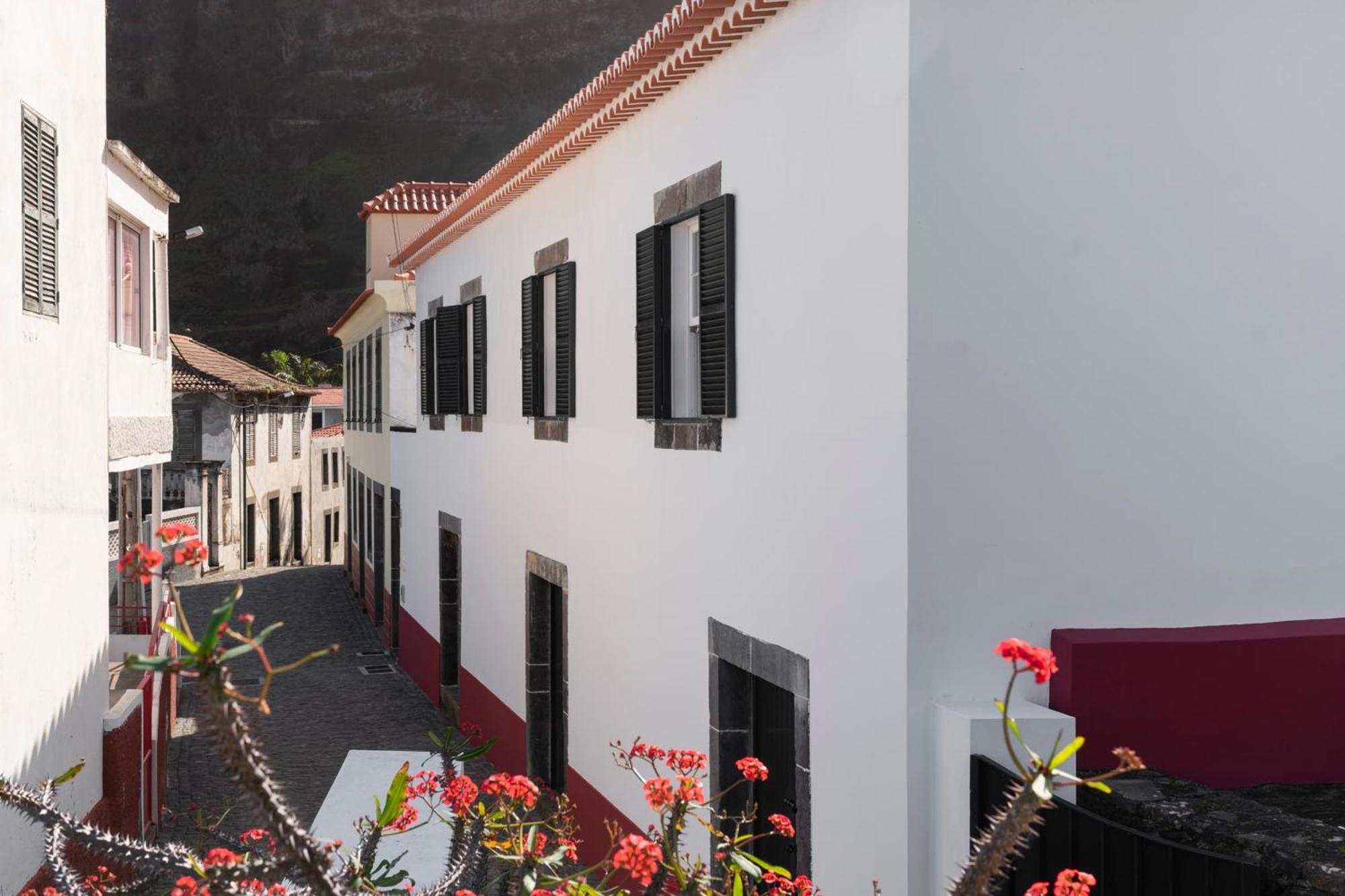 Casa Do Terreiro By An Island * Sao Vicente (Madeira)