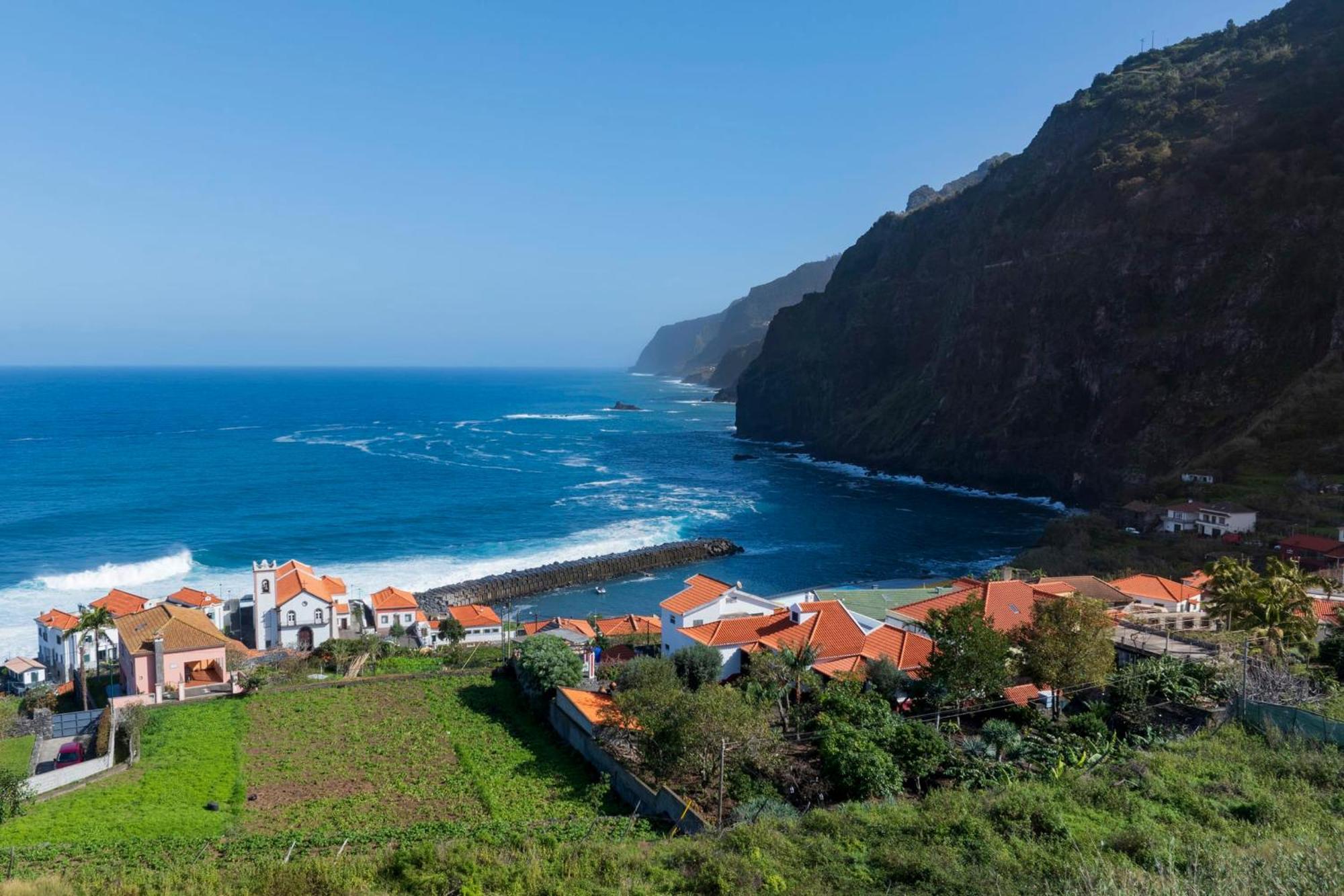 Casa Do Terreiro By An Island * Sao Vicente (Madeira)