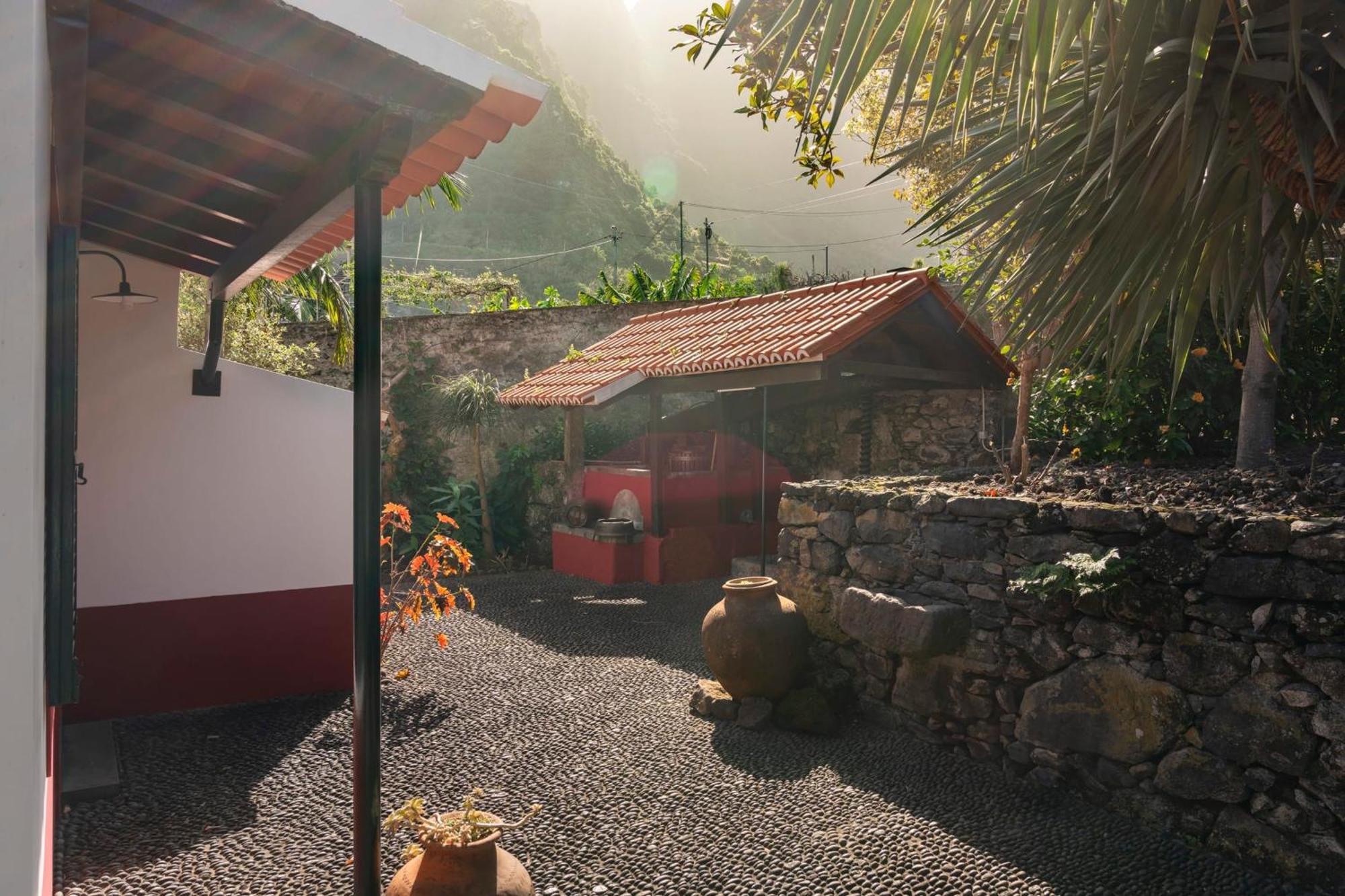 Casa Do Terreiro By An Island Holiday home *