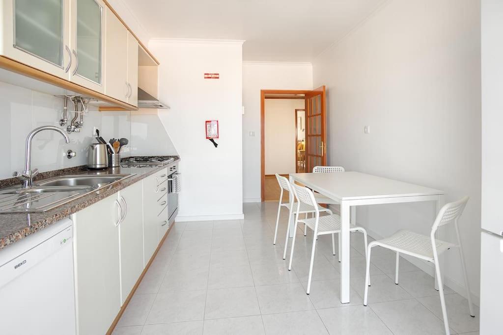 Ericeira Beach Apartment *