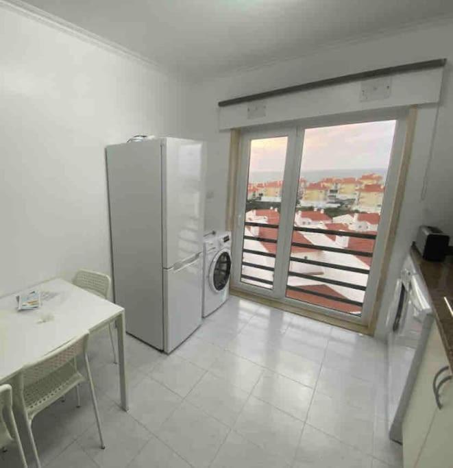Ericeira Beach Apartment * Ericeira